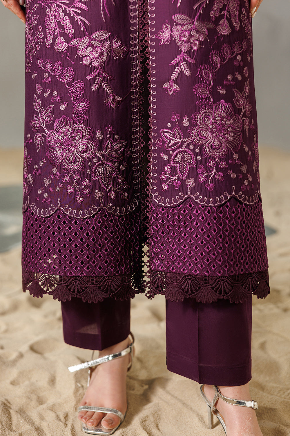 Embroidered Lawn MJ-26-15
