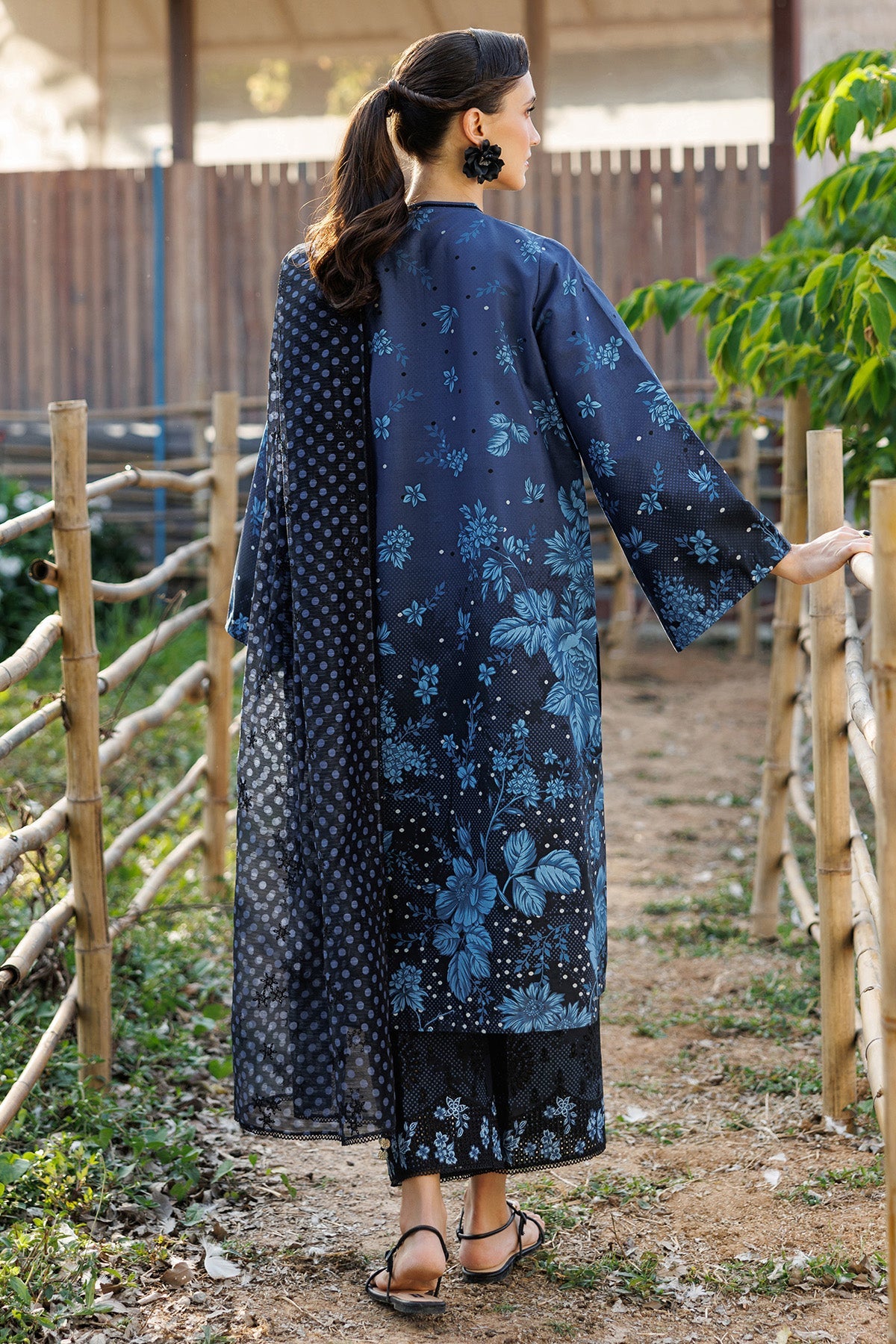 EMBROIDERED LAWN RTW-9295