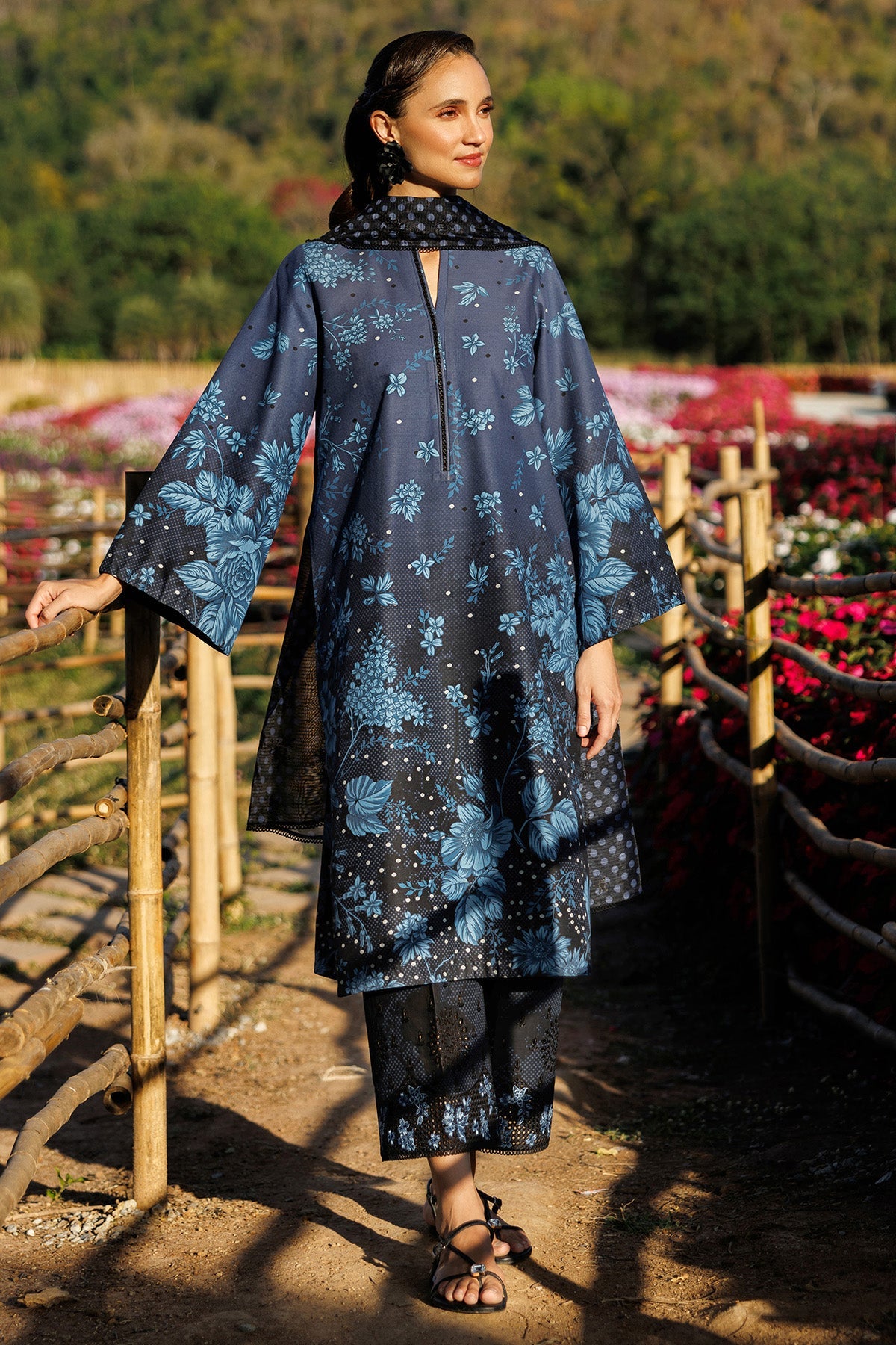EMBROIDERED LAWN RTW-9295