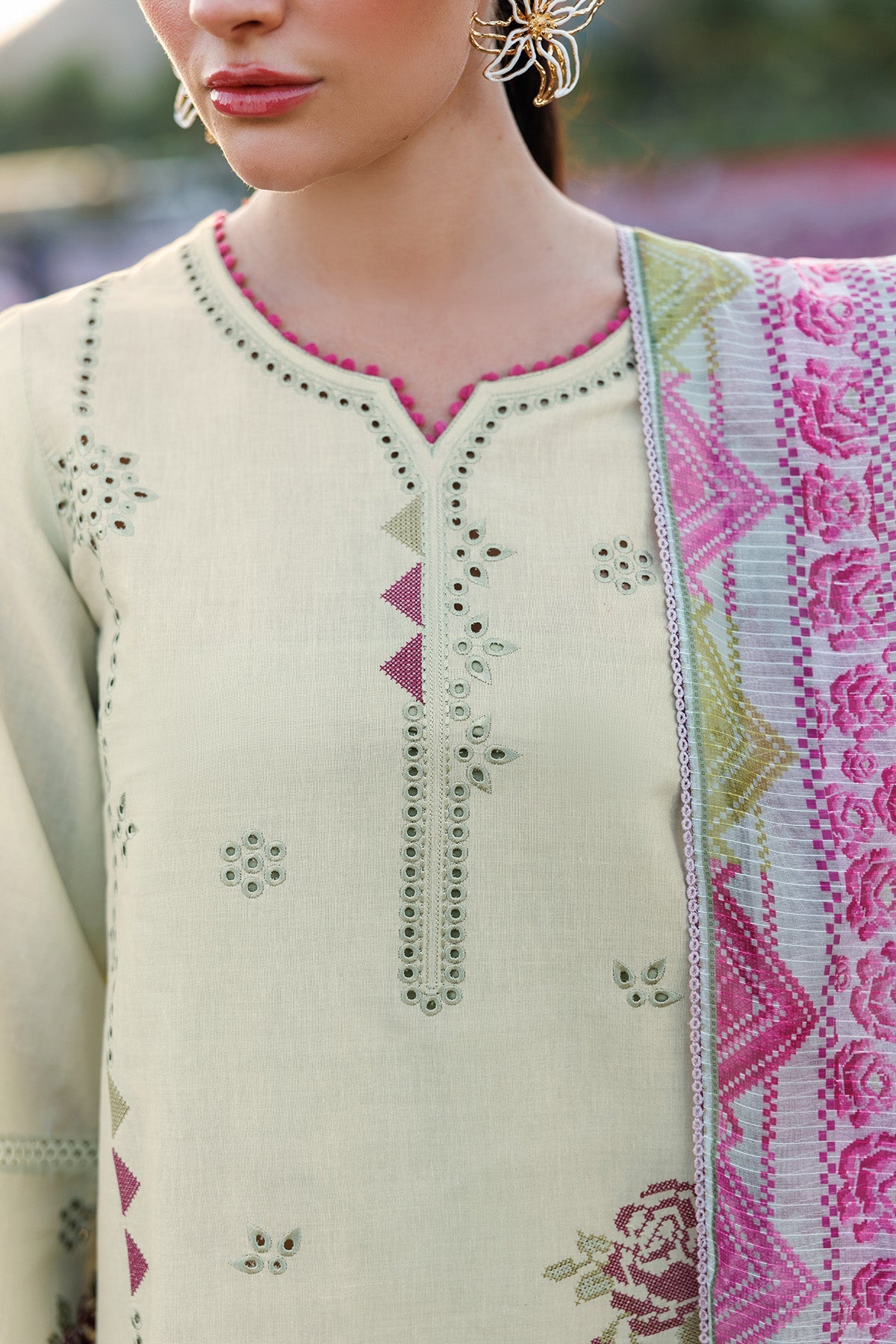 EMBROIDERED LAWN RTW-9289
