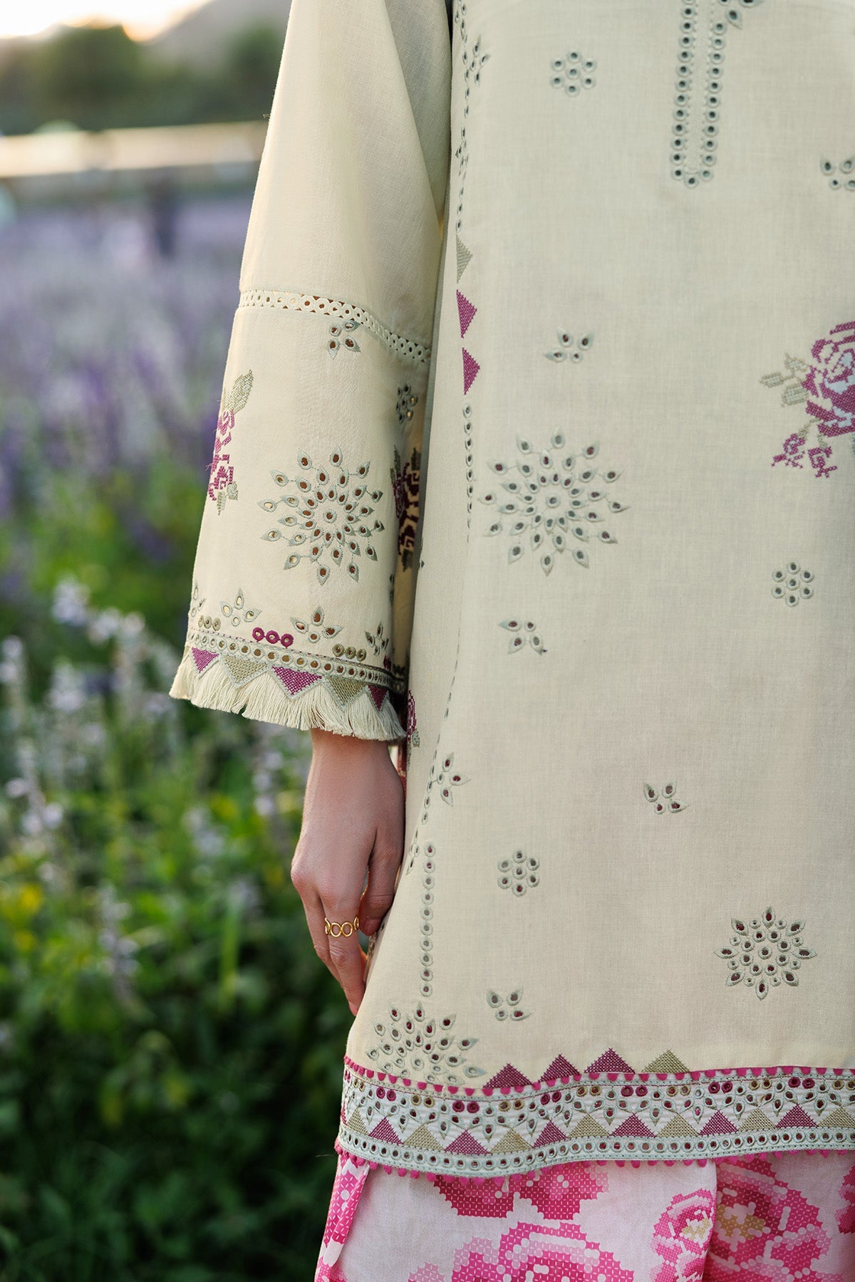 EMBROIDERED LAWN RTW-9289
