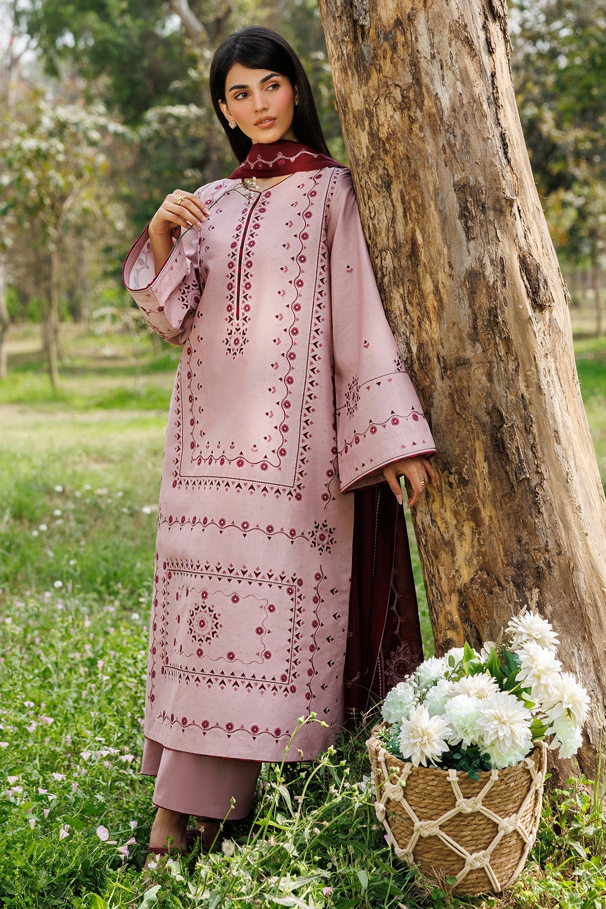 EMBROIDERED LAWN USE-9350