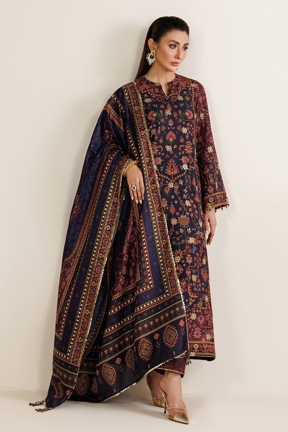 EMBROIDERED RAW SILK UR-7089
