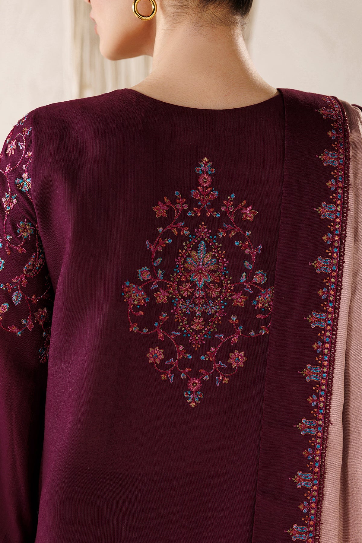 EMBROIDERED PREMIUM KHADDAR UW-0291