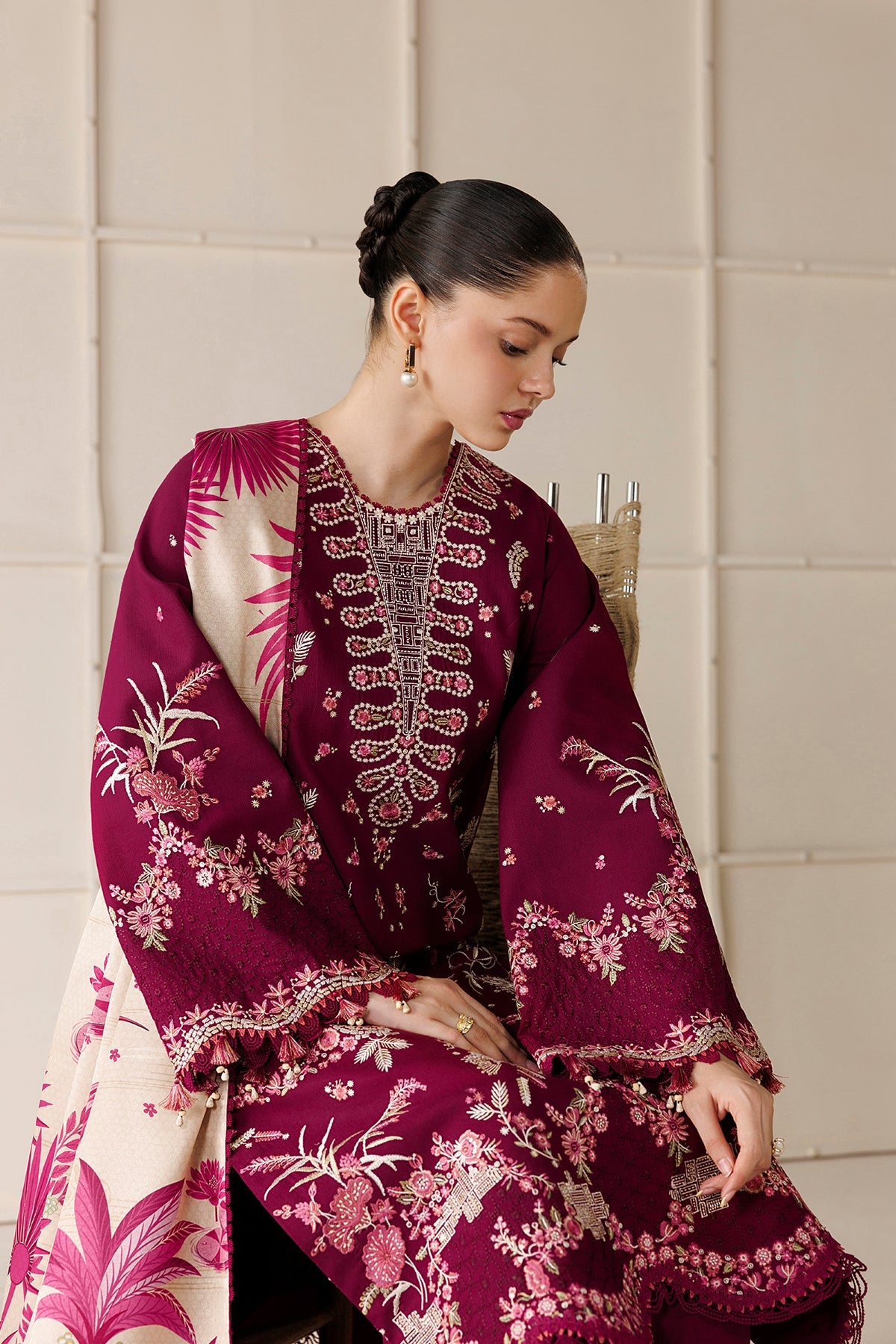 EMBROIDERED PREMIUM KHADDAR UW-0286