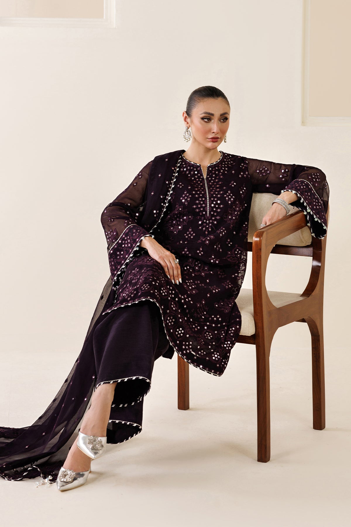 EMBROIDERED CHIFFON UC-3123