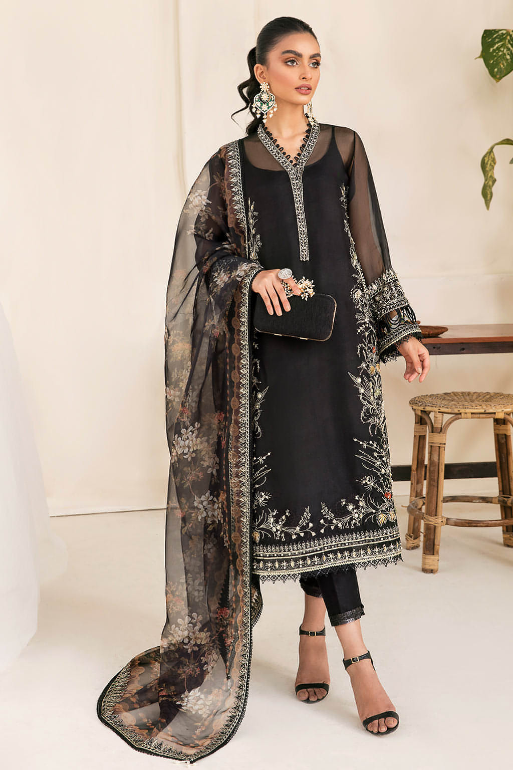 https://cdn.shopify.com/s/files/1/0617/6404/2985/products/1O9A0646.jpg?v=1686224337