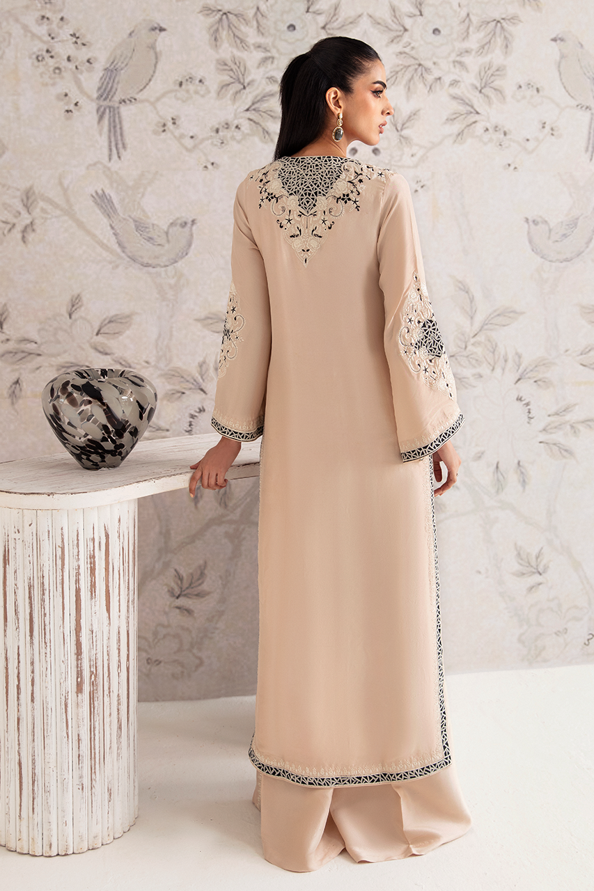 https://cdn.shopify.com/s/files/1/0612/6423/2692/files/1O9A2144.png?v=1752496918