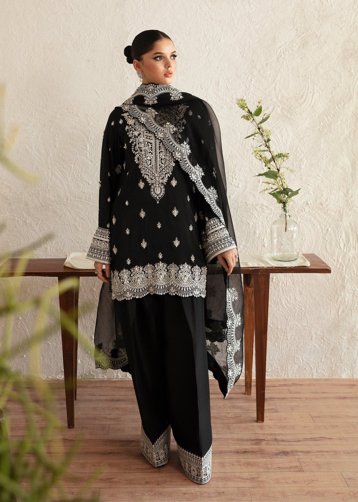 Soha - Ready To Ship