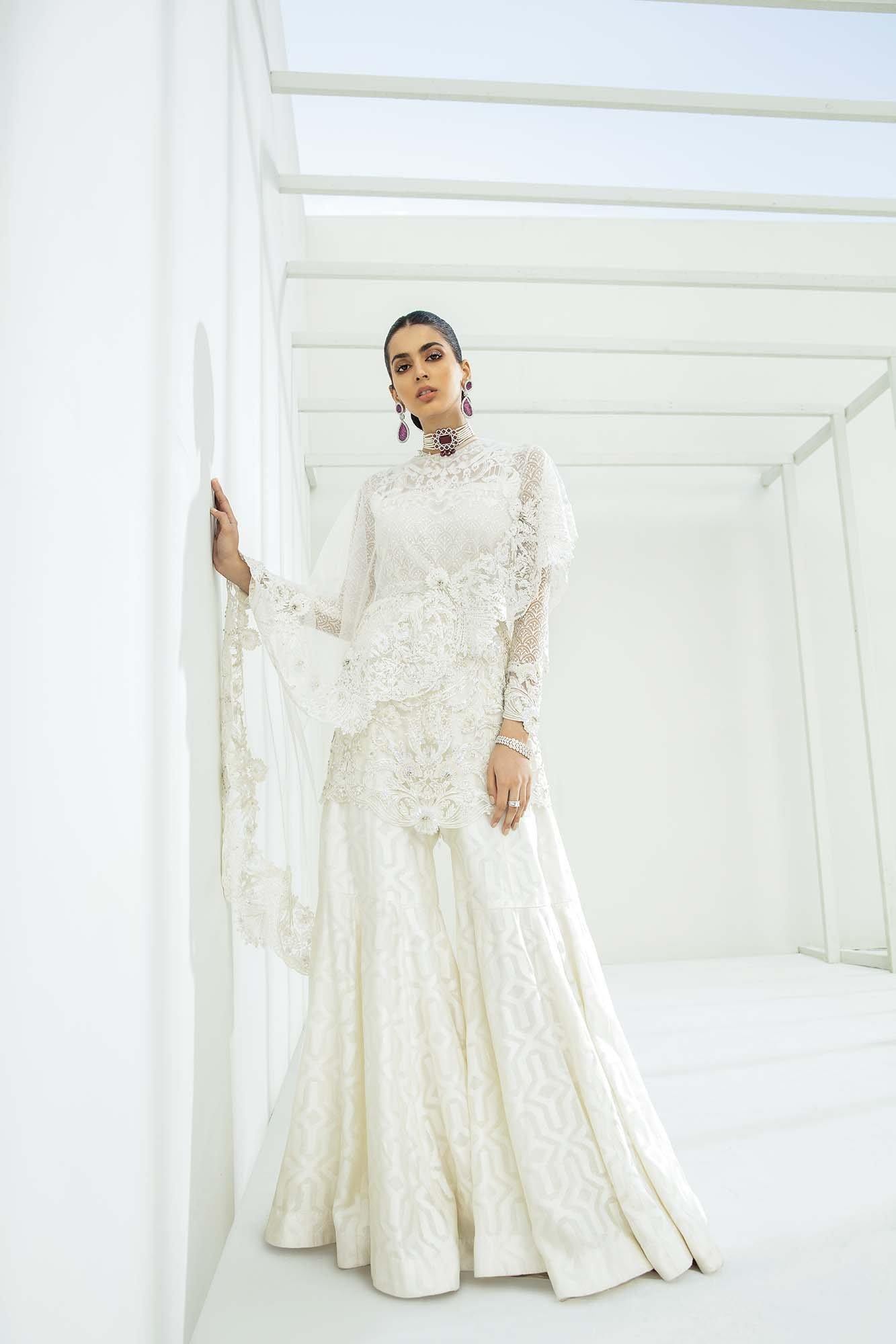 https://cdn.shopify.com/s/files/1/1146/5868/products/1Q0A6213.jpg?v=1605795975