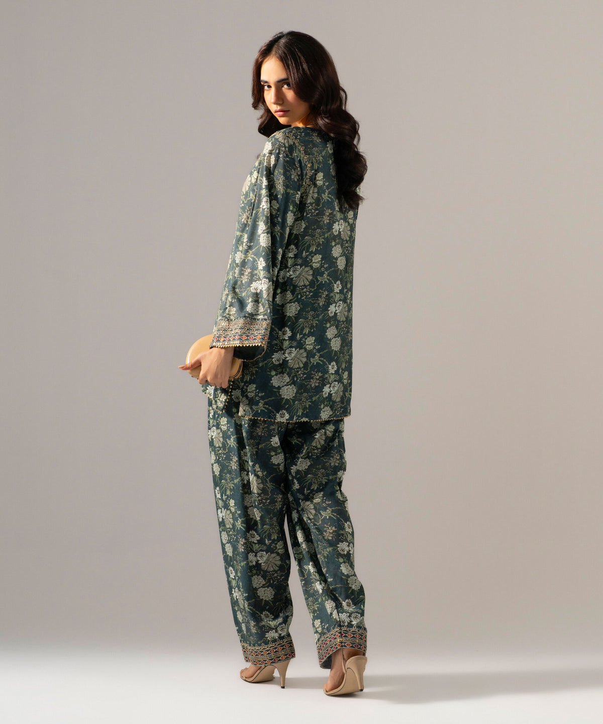 2 Piece - Embroidered Raw Silk Suit 1SFS26FMV605