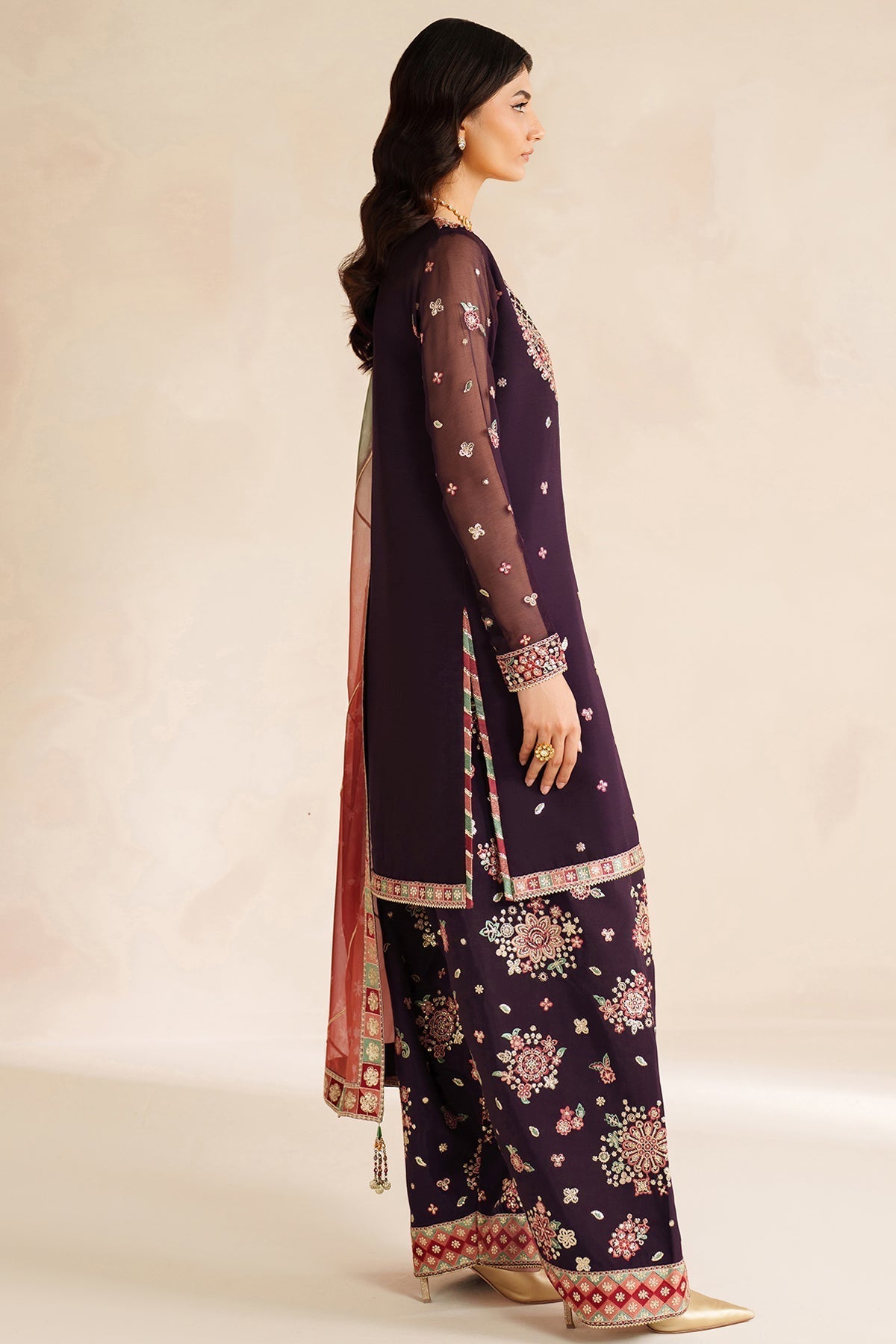 Farasha – Rosette Glow Style