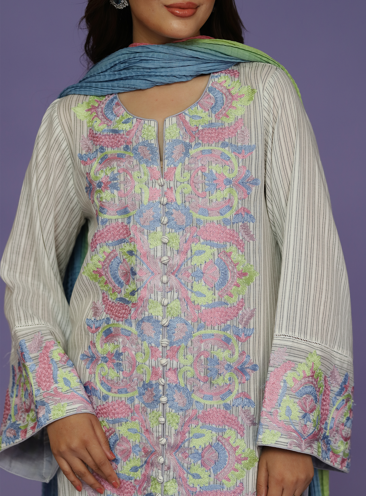 Summer Bloom - Pastel Noir