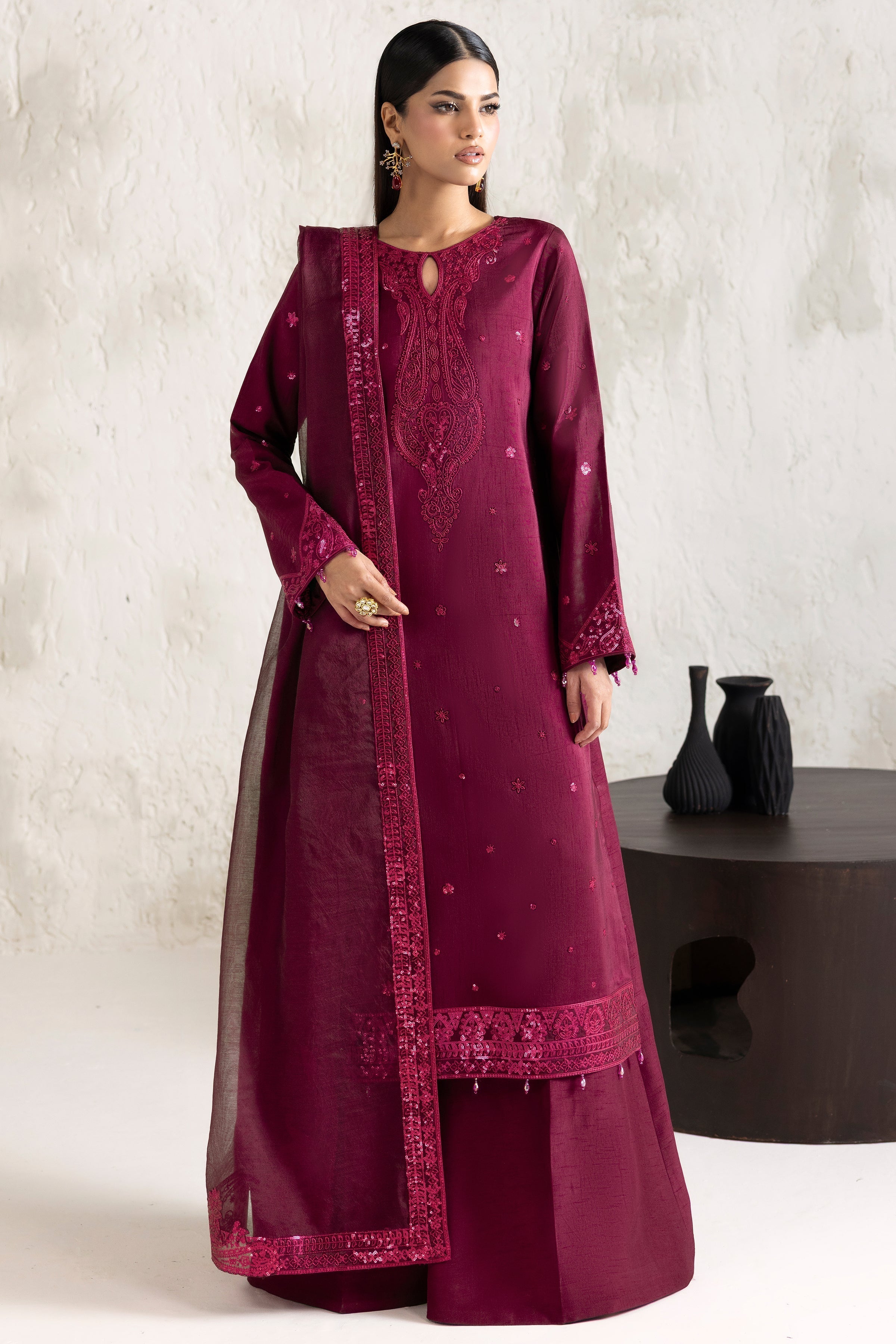 Farasha – Fuchsia Glow Style