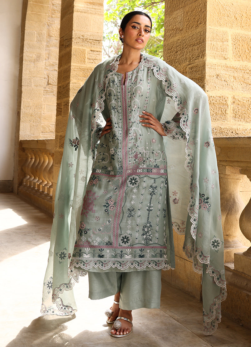 3 PC Embroidered Suit13248501351040
