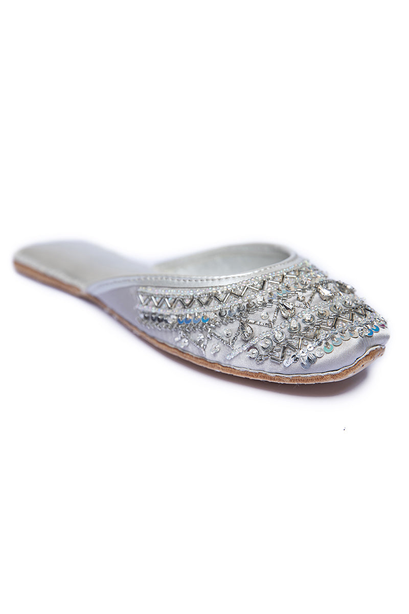 https://cdn.shopify.com/s/files/1/0178/4492/8612/files/1_61c16f1b-c264-4804-bd3b-4aaab7374035.jpg?v=1708947865