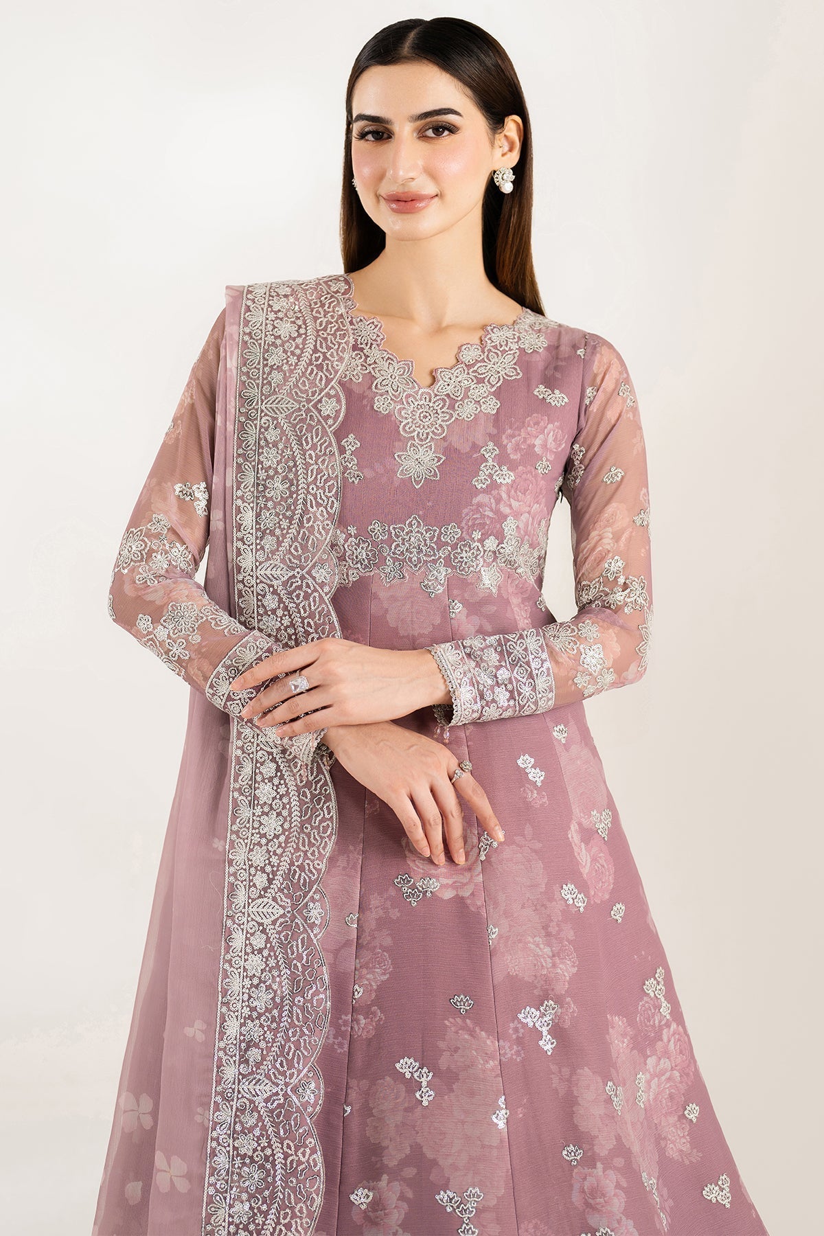 Farasha – Rosy Spark Style