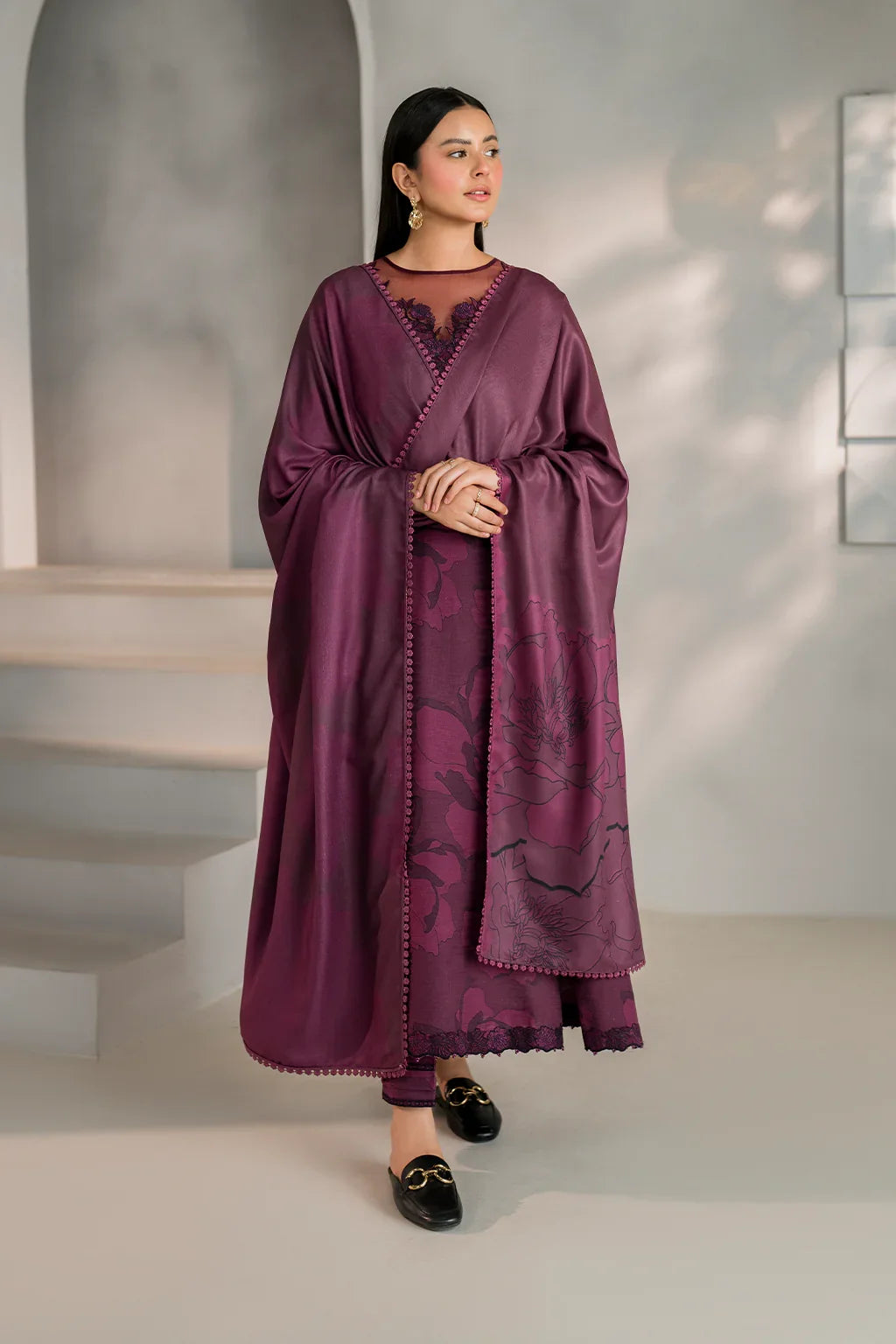Iznik Luxury Embroidered Lawn Unstitched Collection UE -351