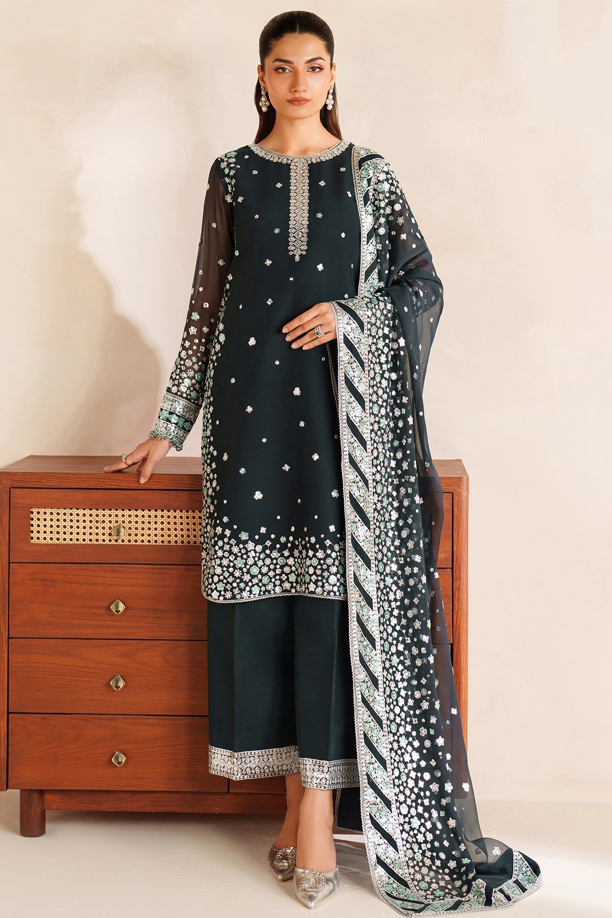 Farasha – Dawn Mist Style