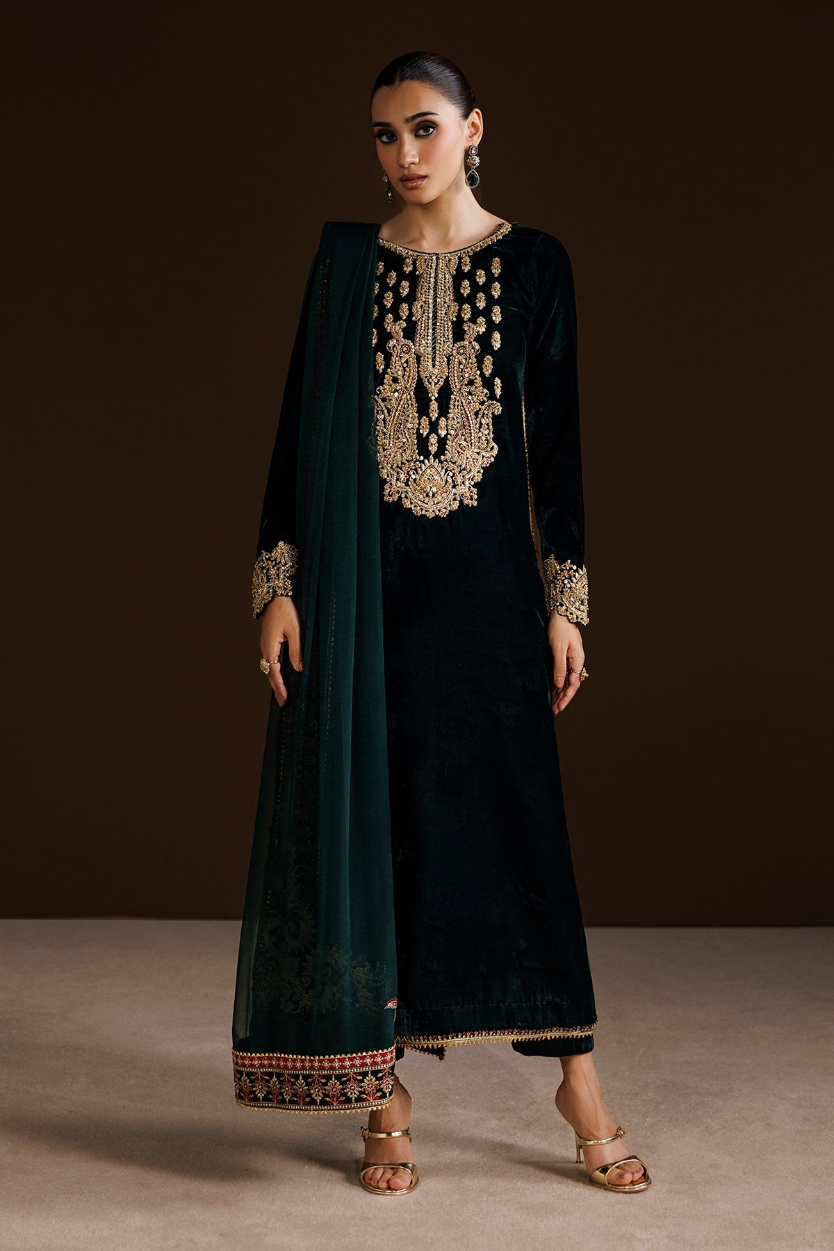 EMBROIDERED VELVET PR-1407