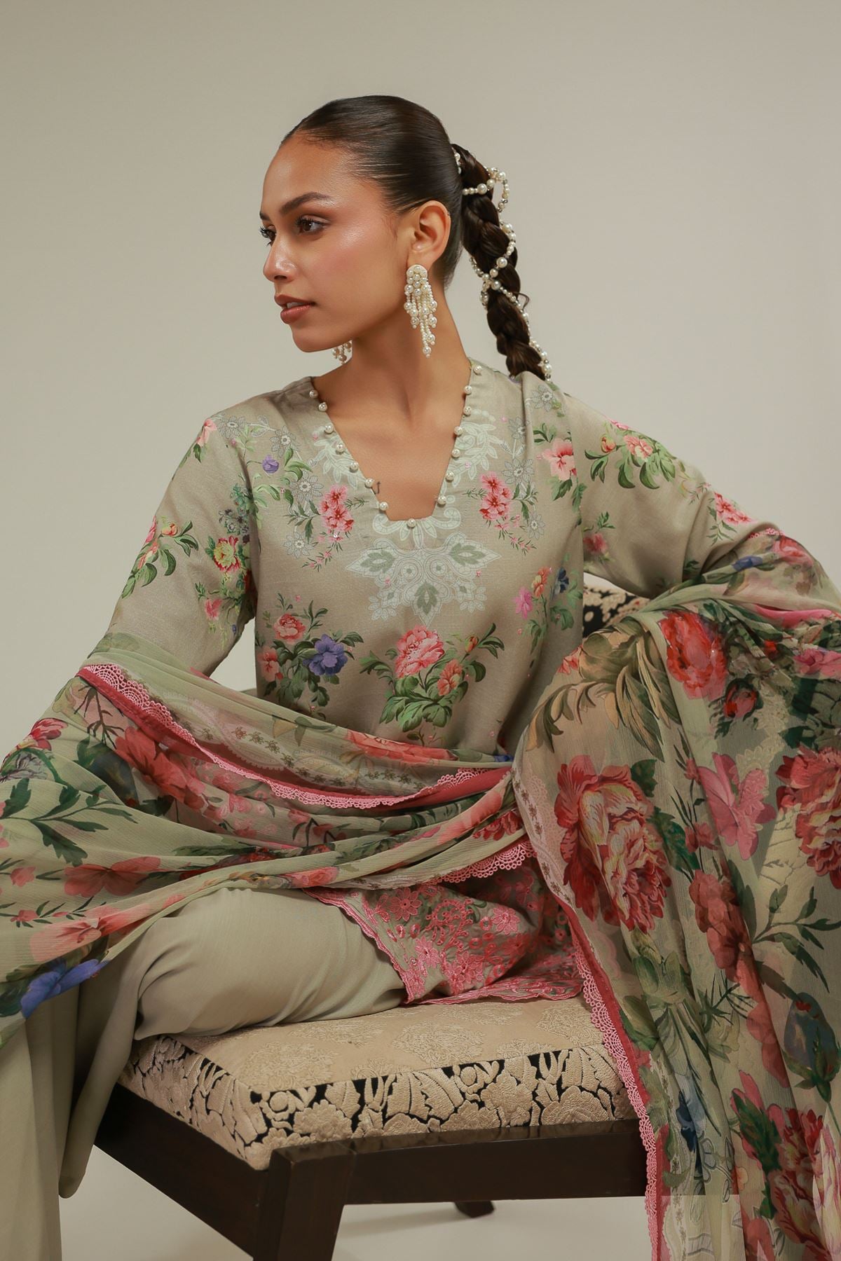 Floral V-Neck Kurta
