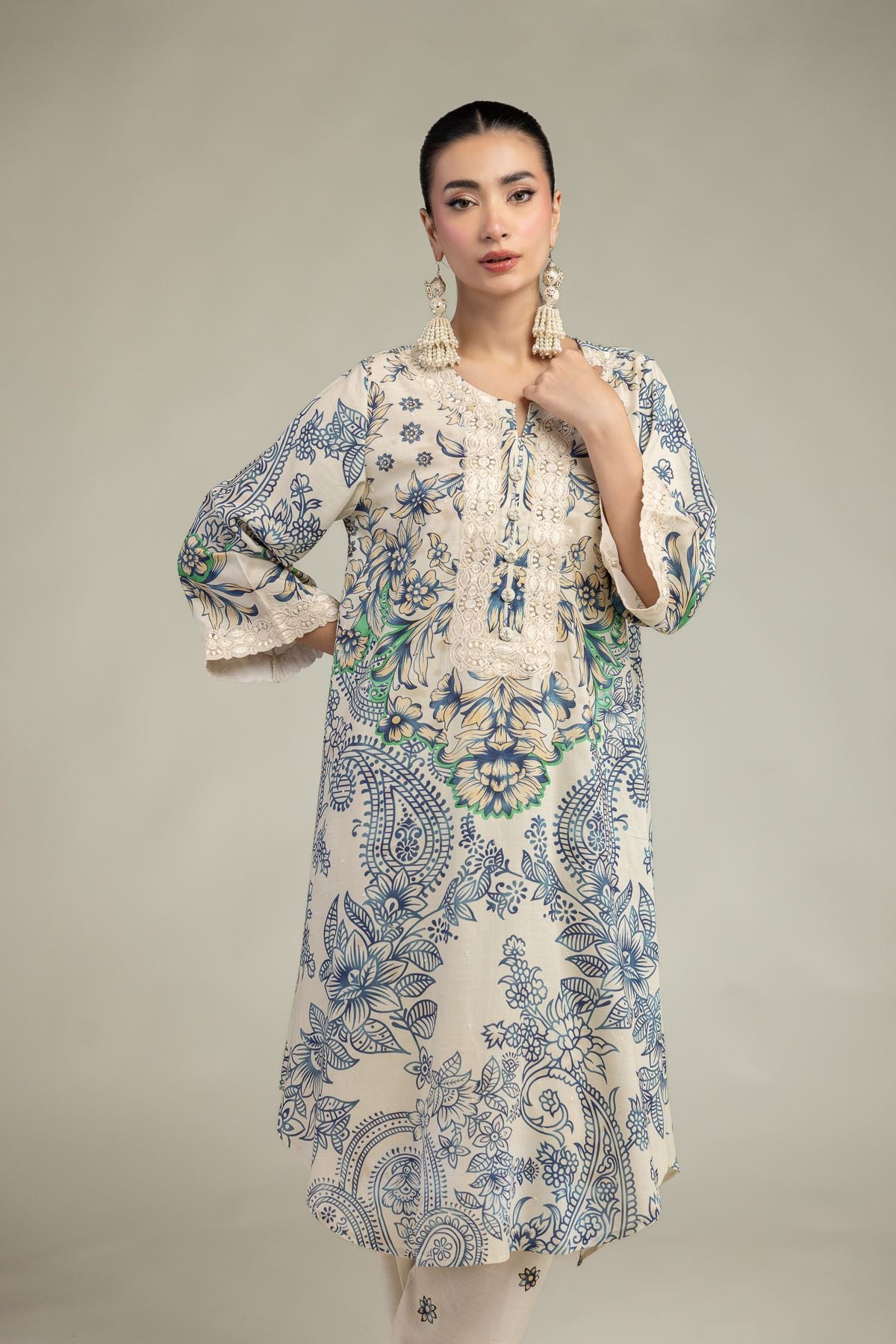 Floral Round-Neck Kurta