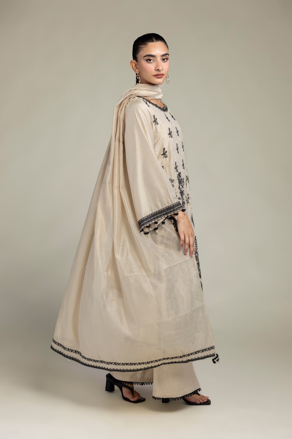 Floral Beige Dupatta