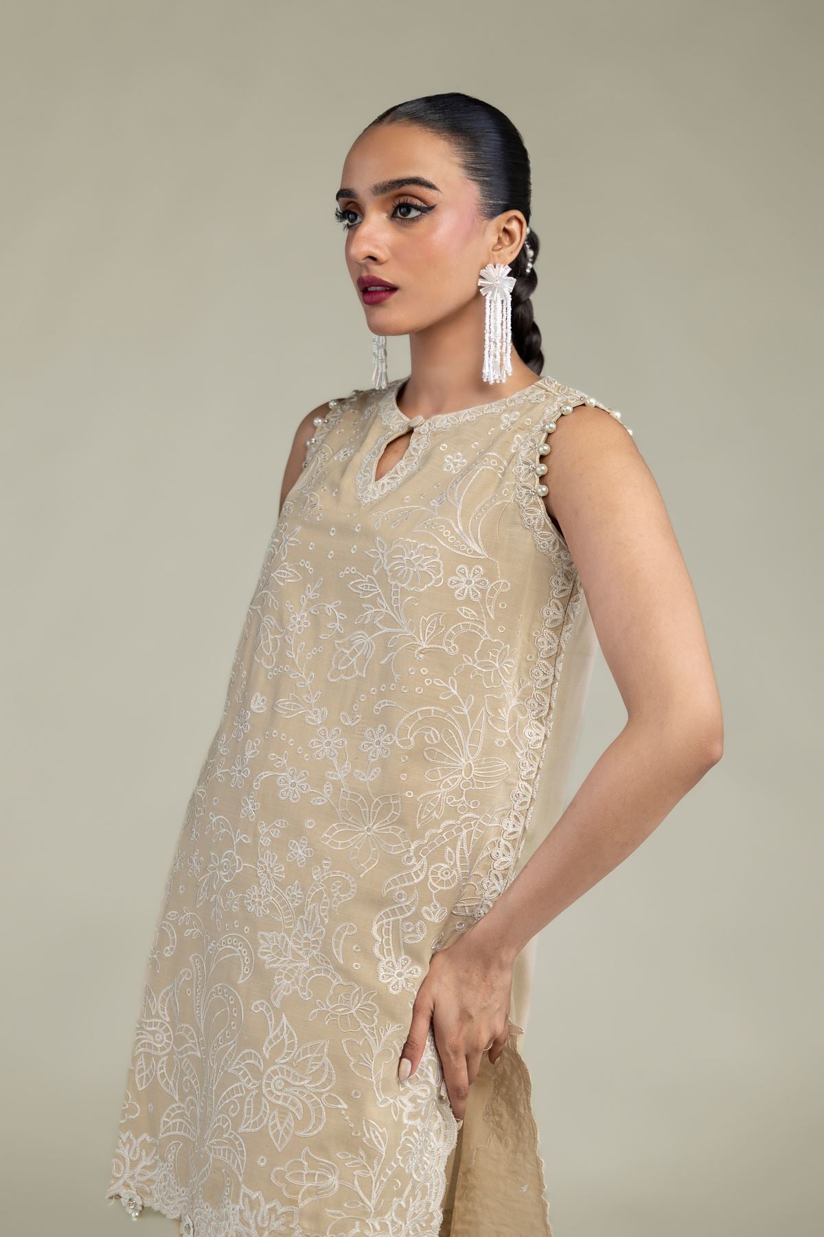Beige Sleeveless Kurta
