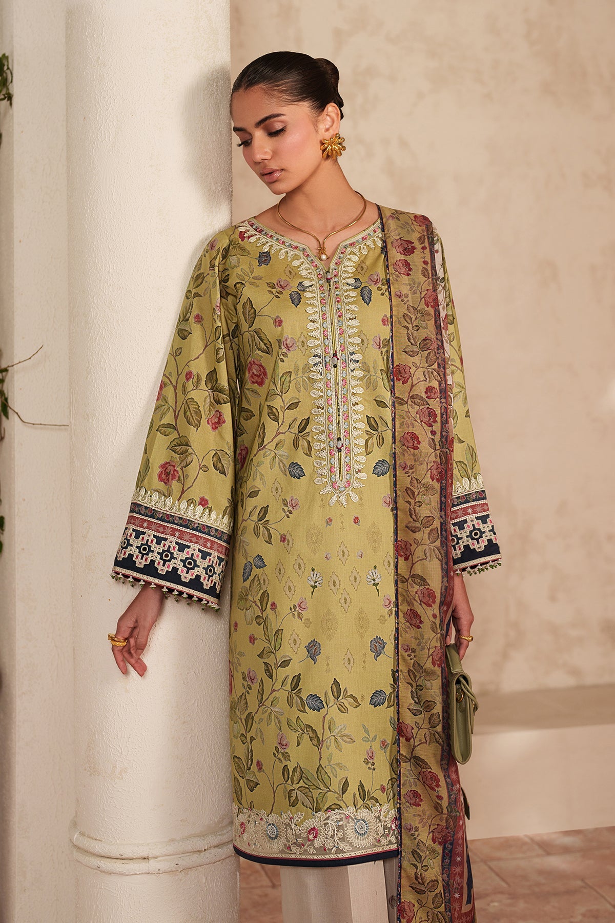 EMBROIDERED LAWN UF-4414