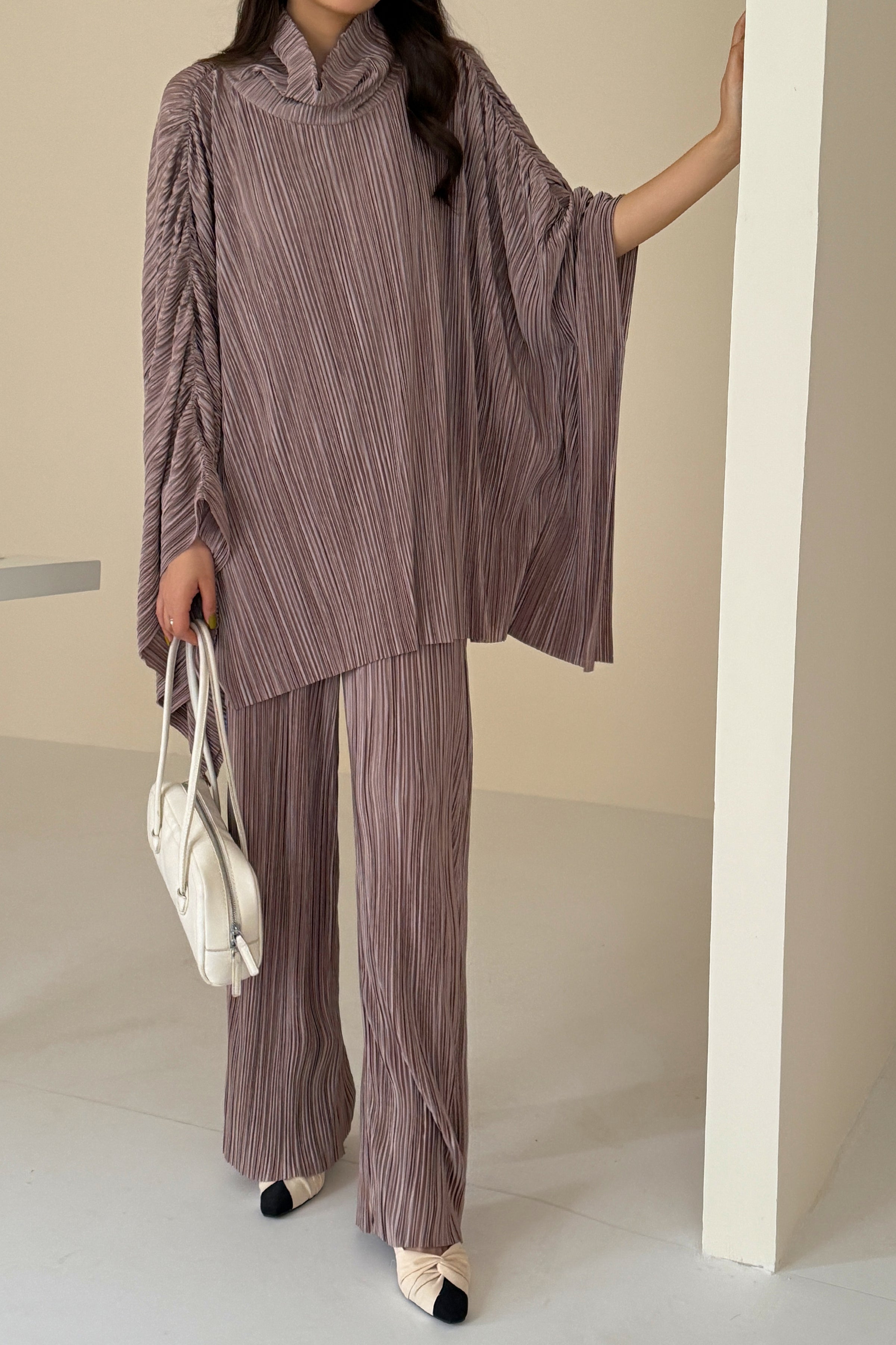 Vienna Pleated Suit