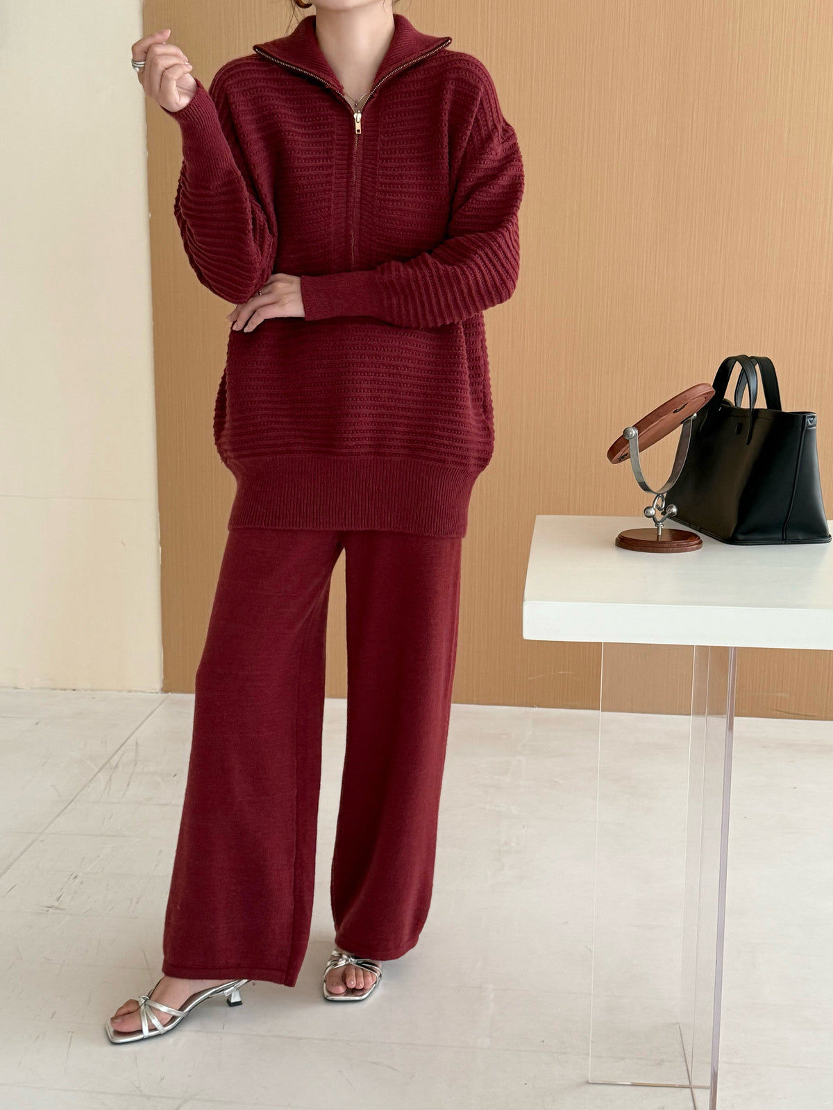 LOLO KNIT DETAIL SUIT CHERRY