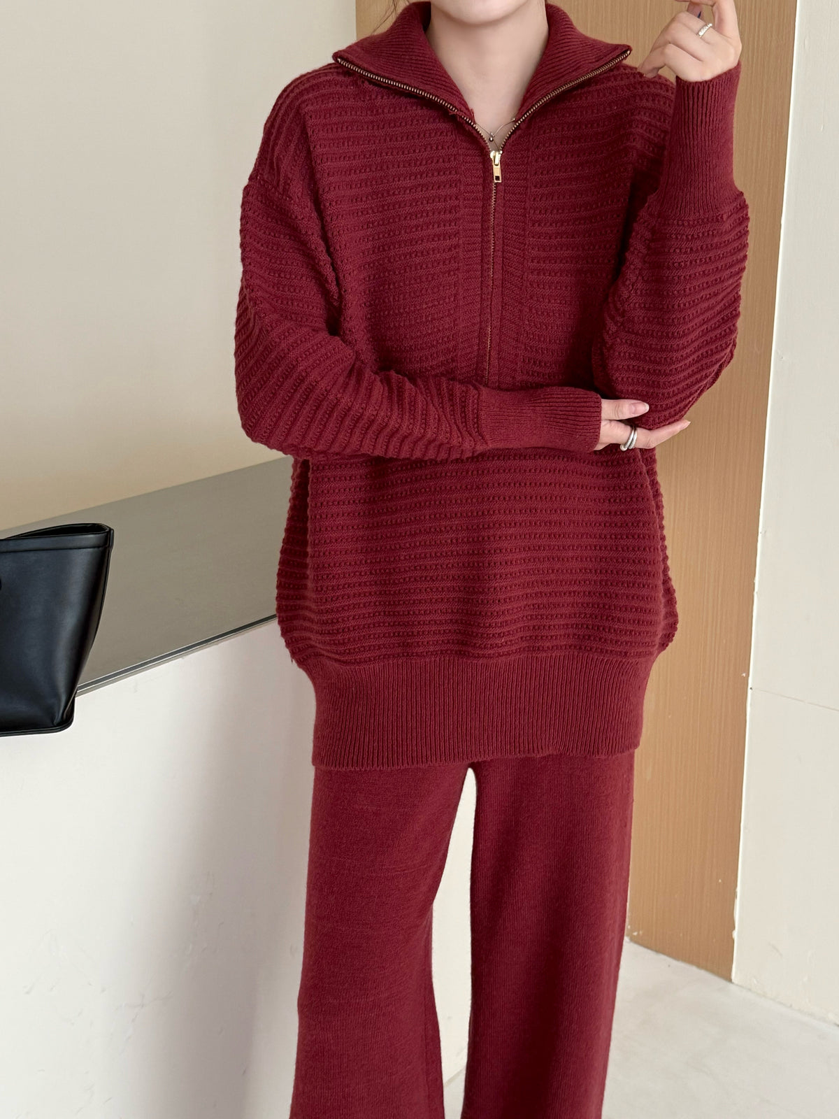 LOLO KNIT DETAIL SUIT CHERRY