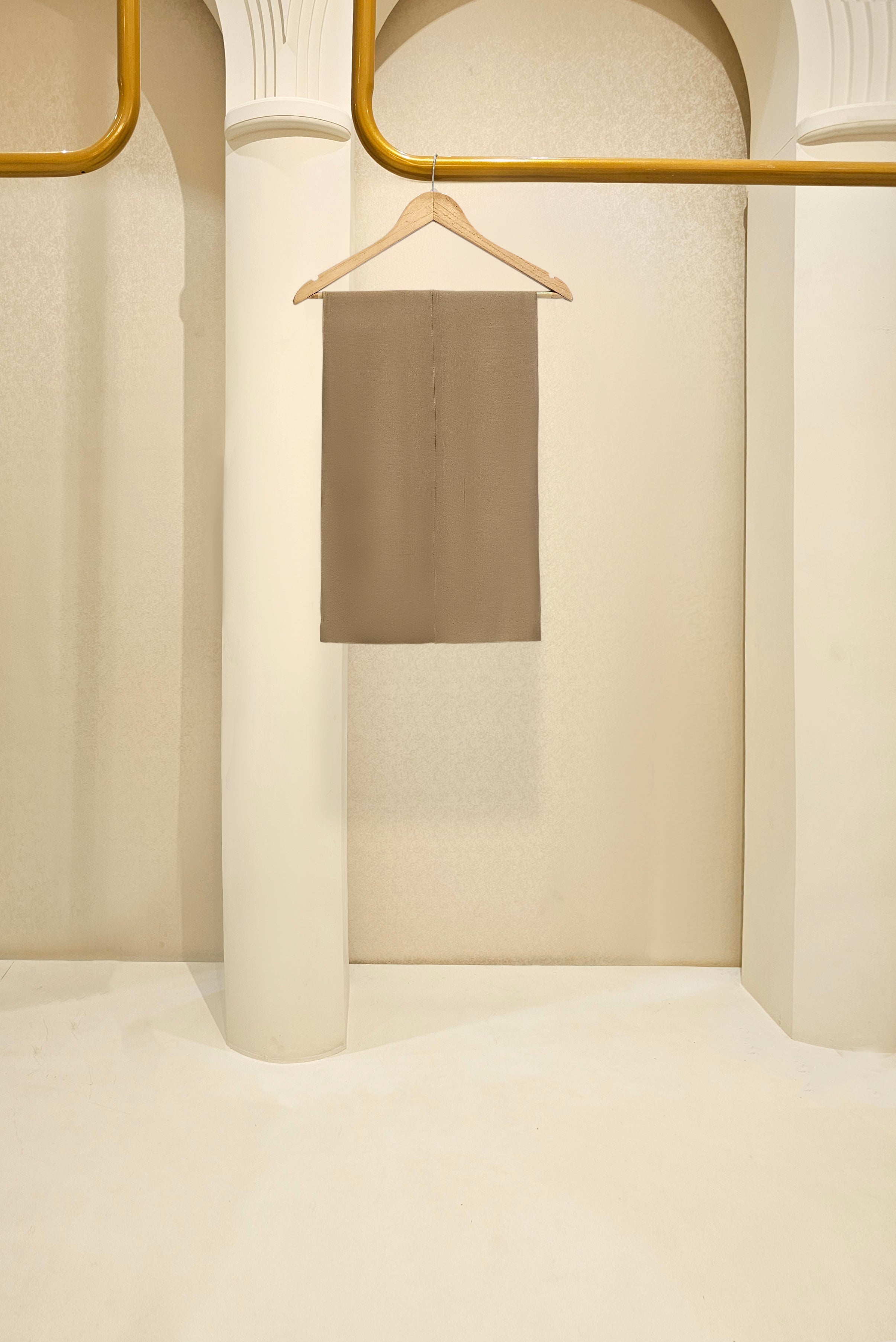 Heena ( Golden Brown )