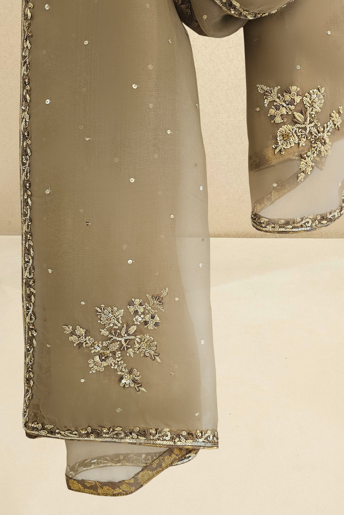 Heena ( Golden Brown )