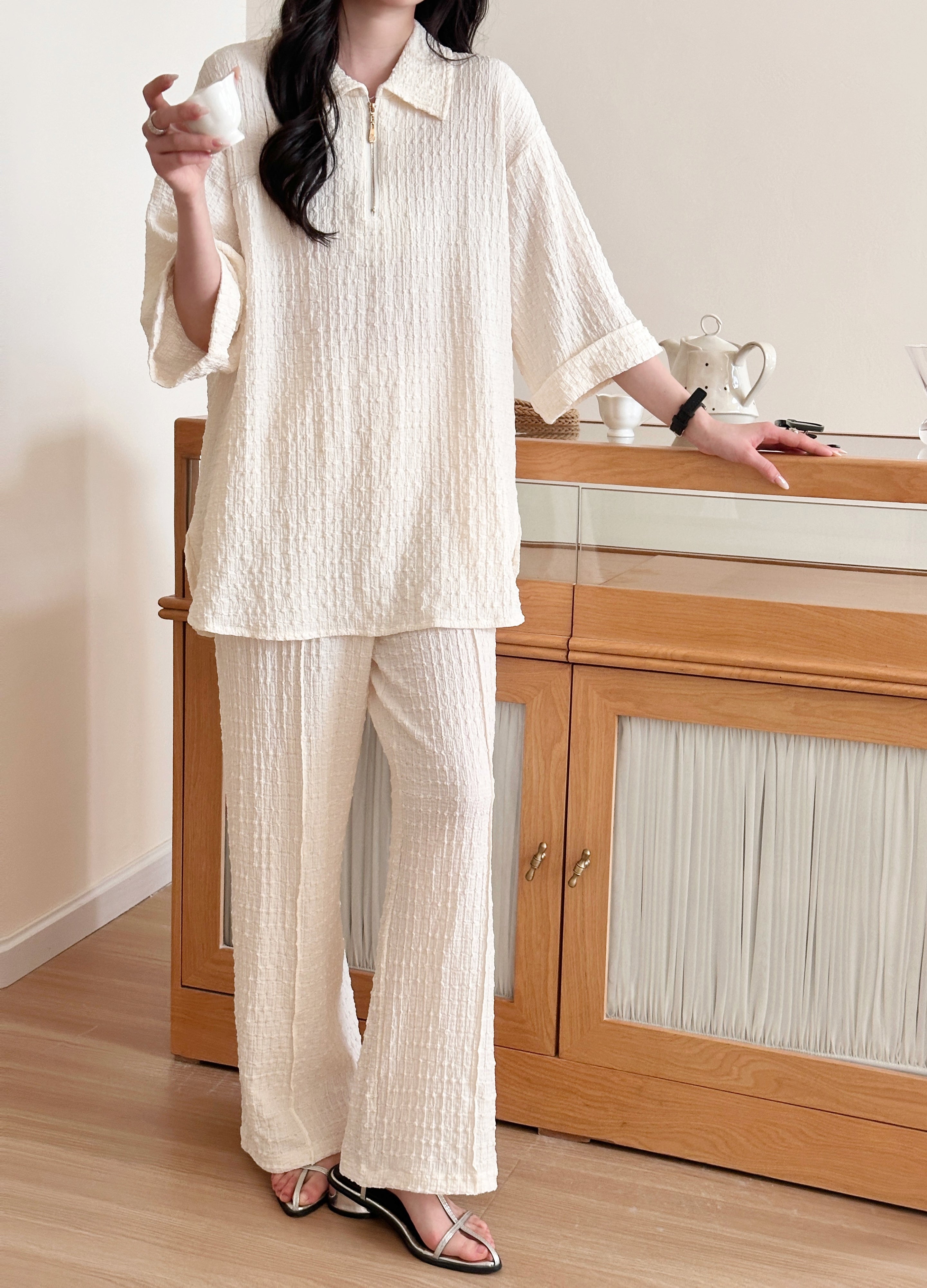 Kaya Textured Suit Offwhite with Zipper