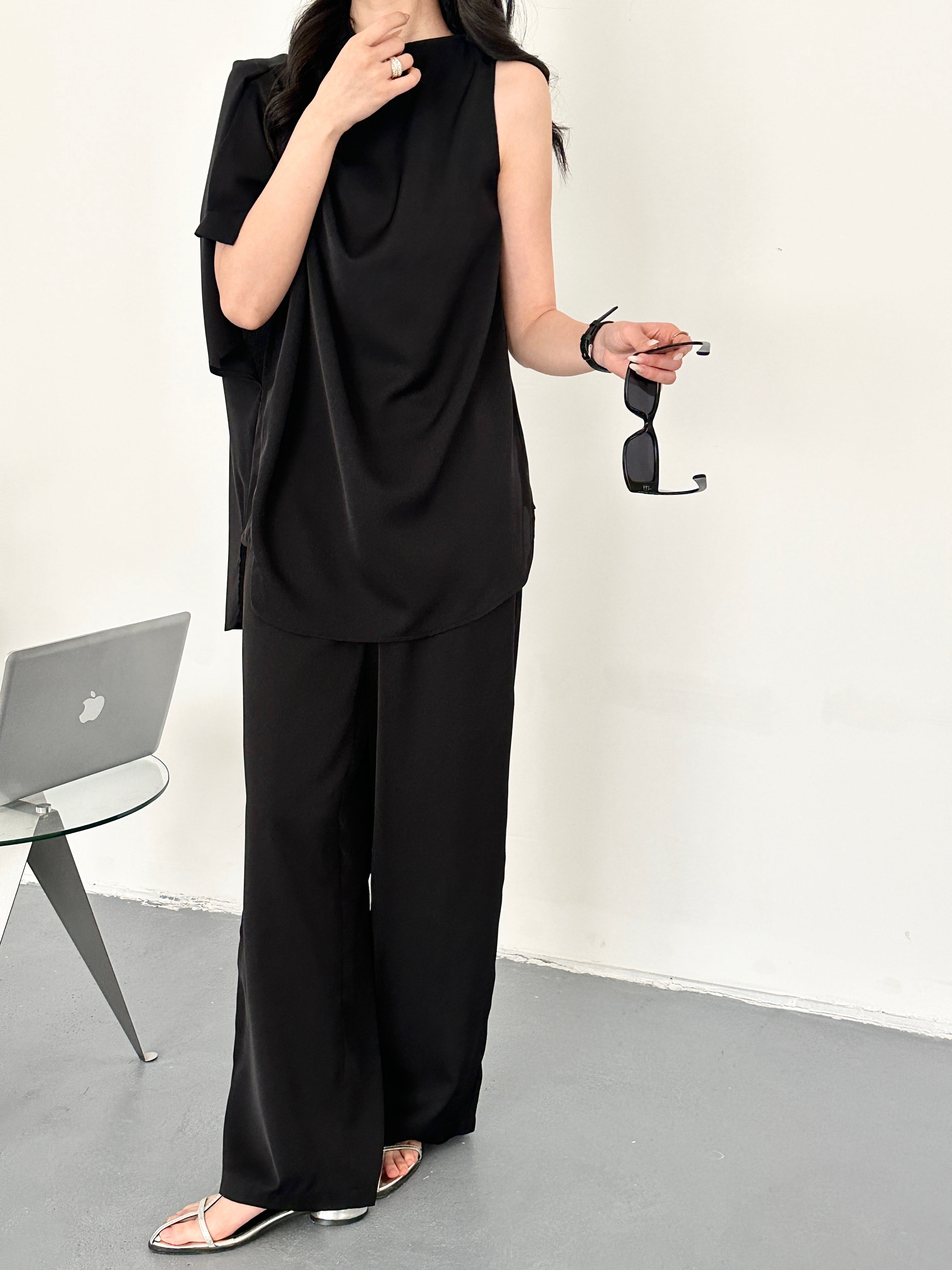 Norah Black Draped Set