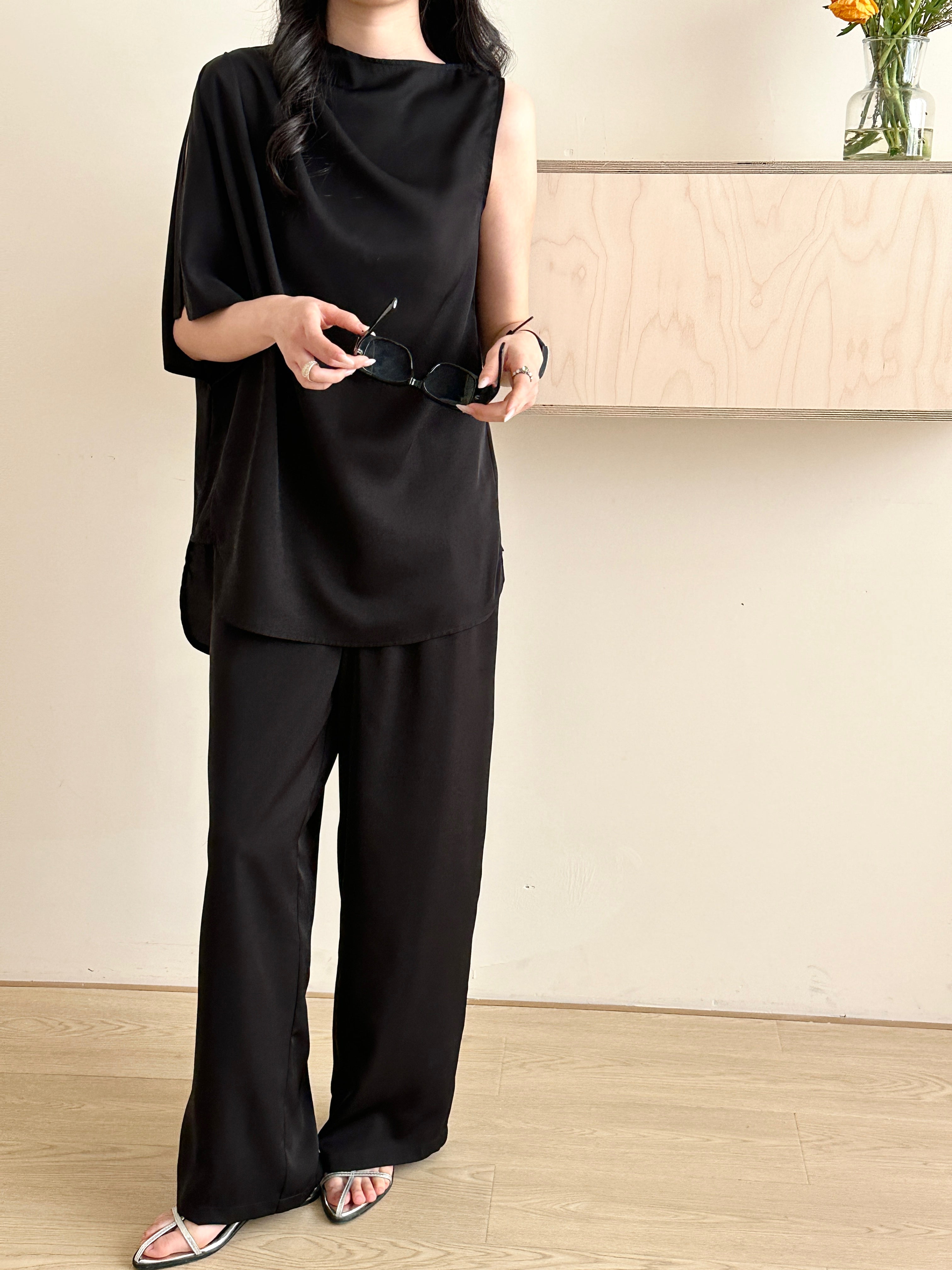 Norah Black Draped Set