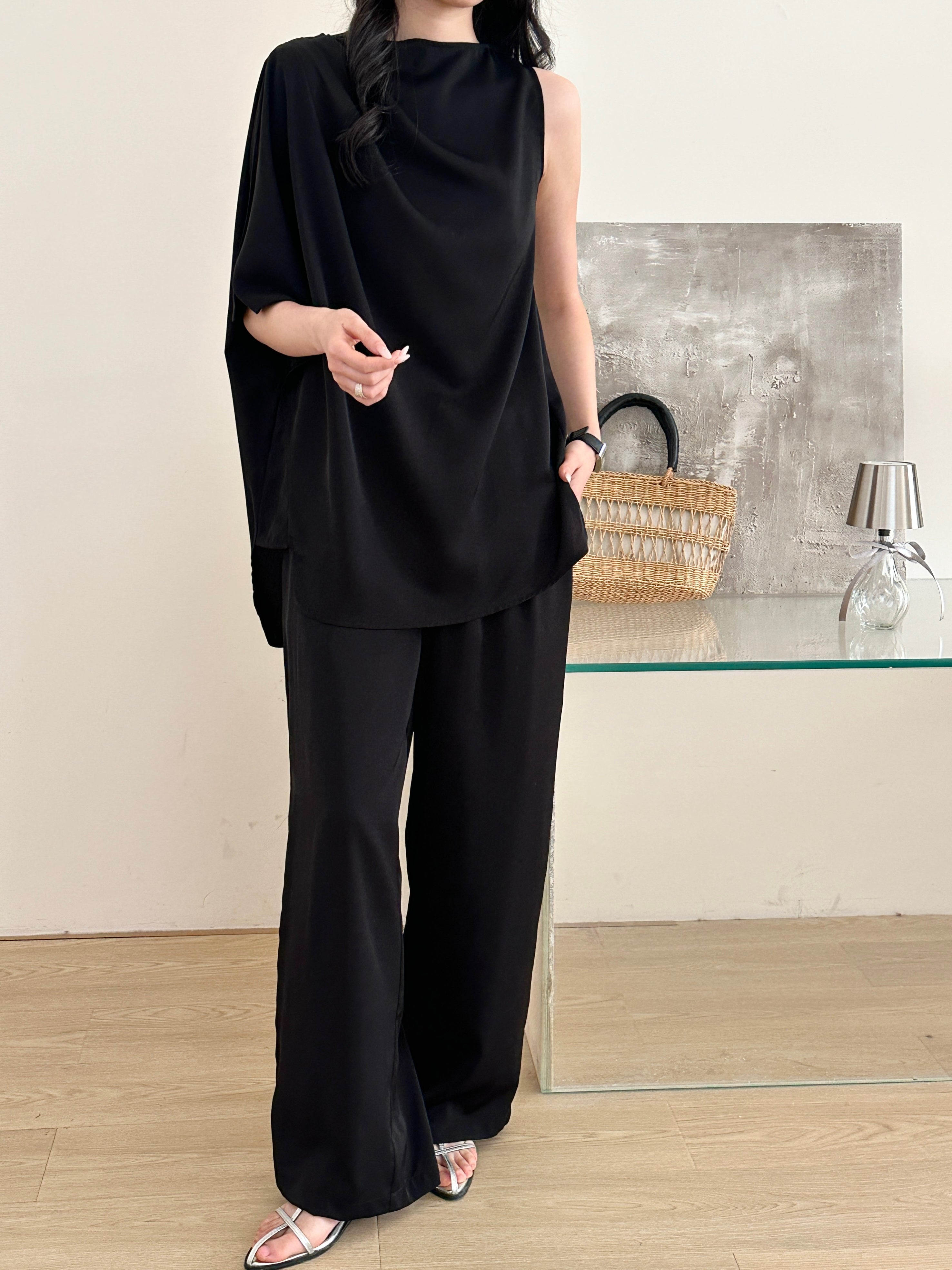 Norah Black Draped Set