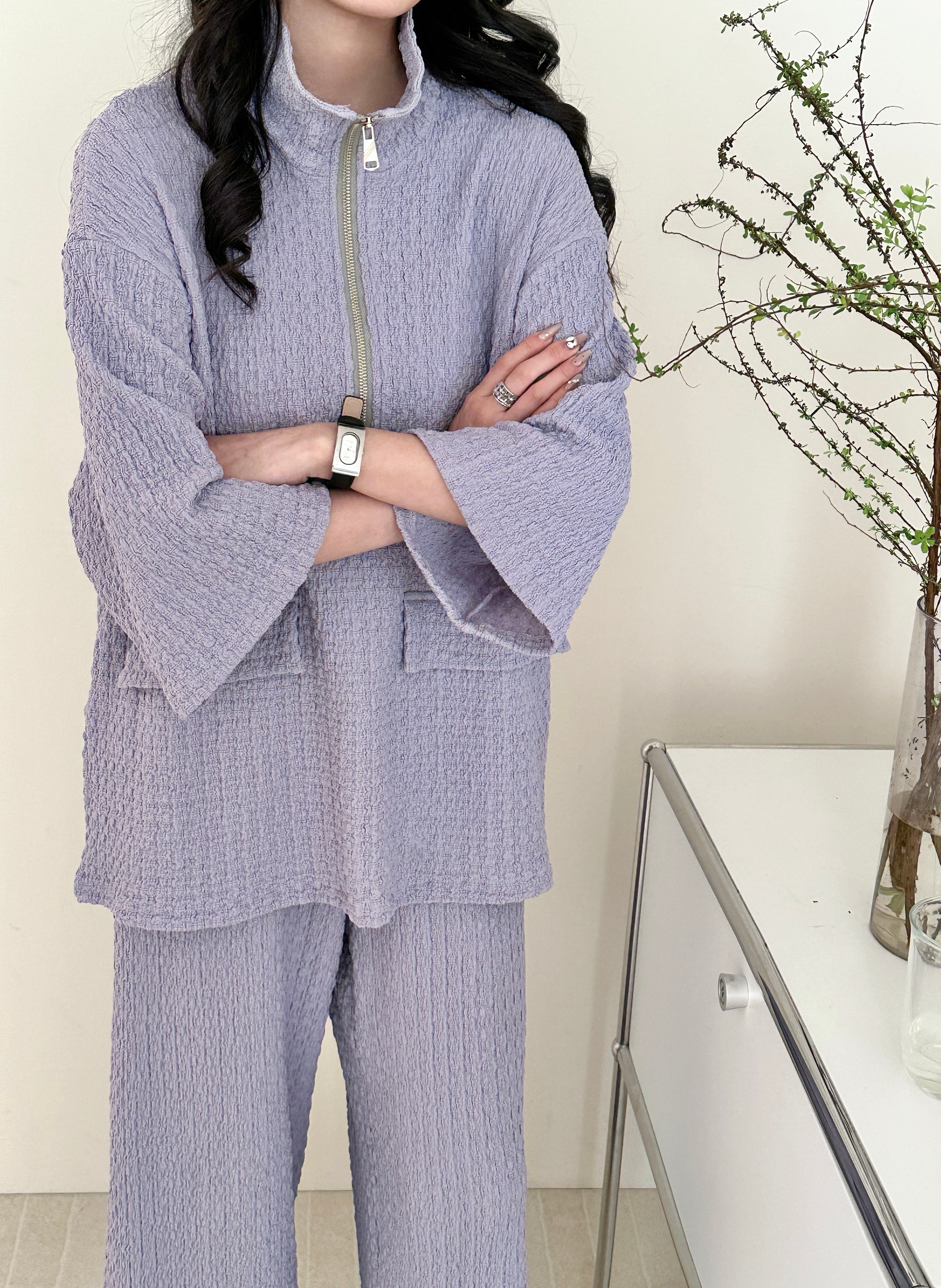 Lira Textured Suit with Zipper
