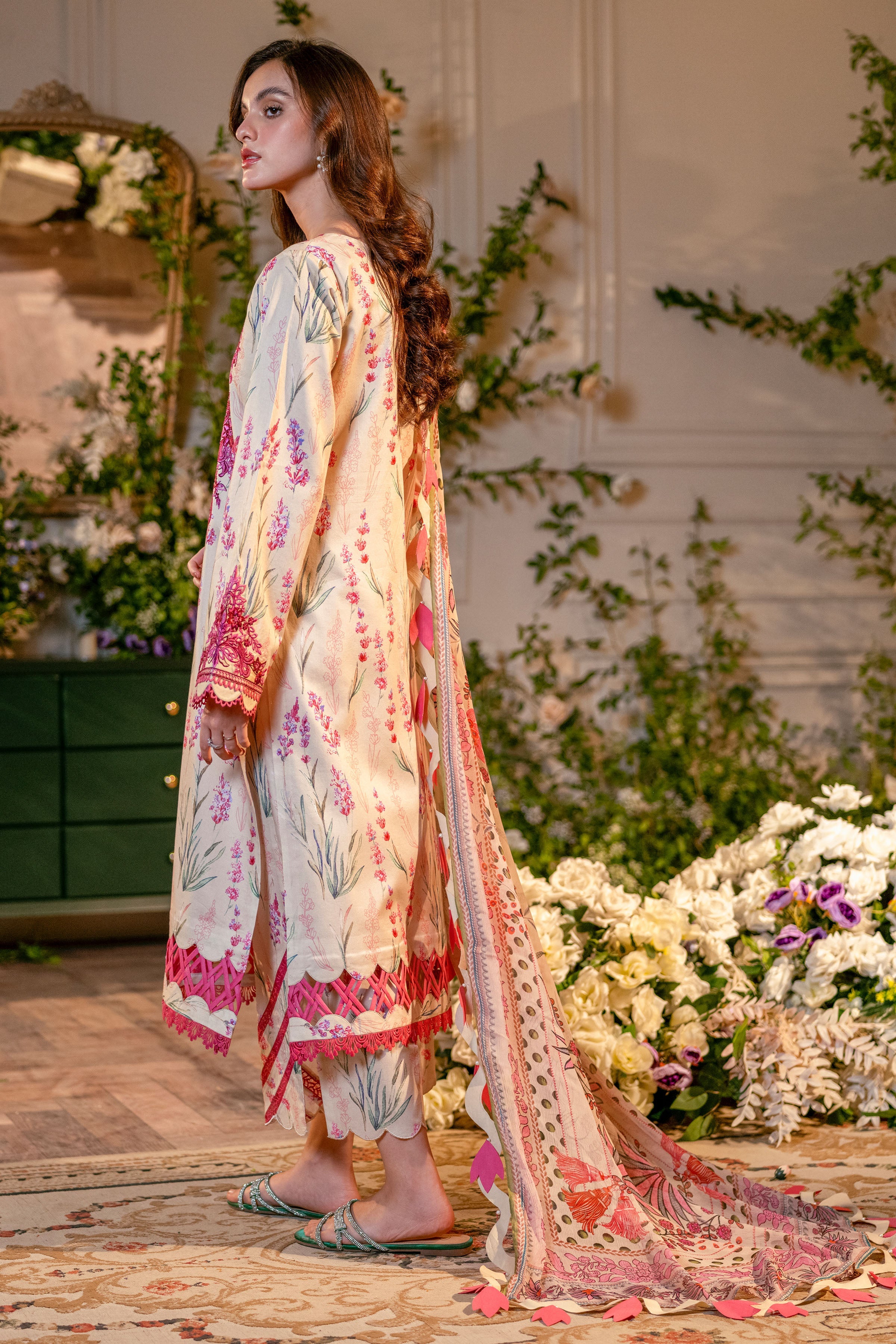 FLORA LAWN 03PC COLLECTION