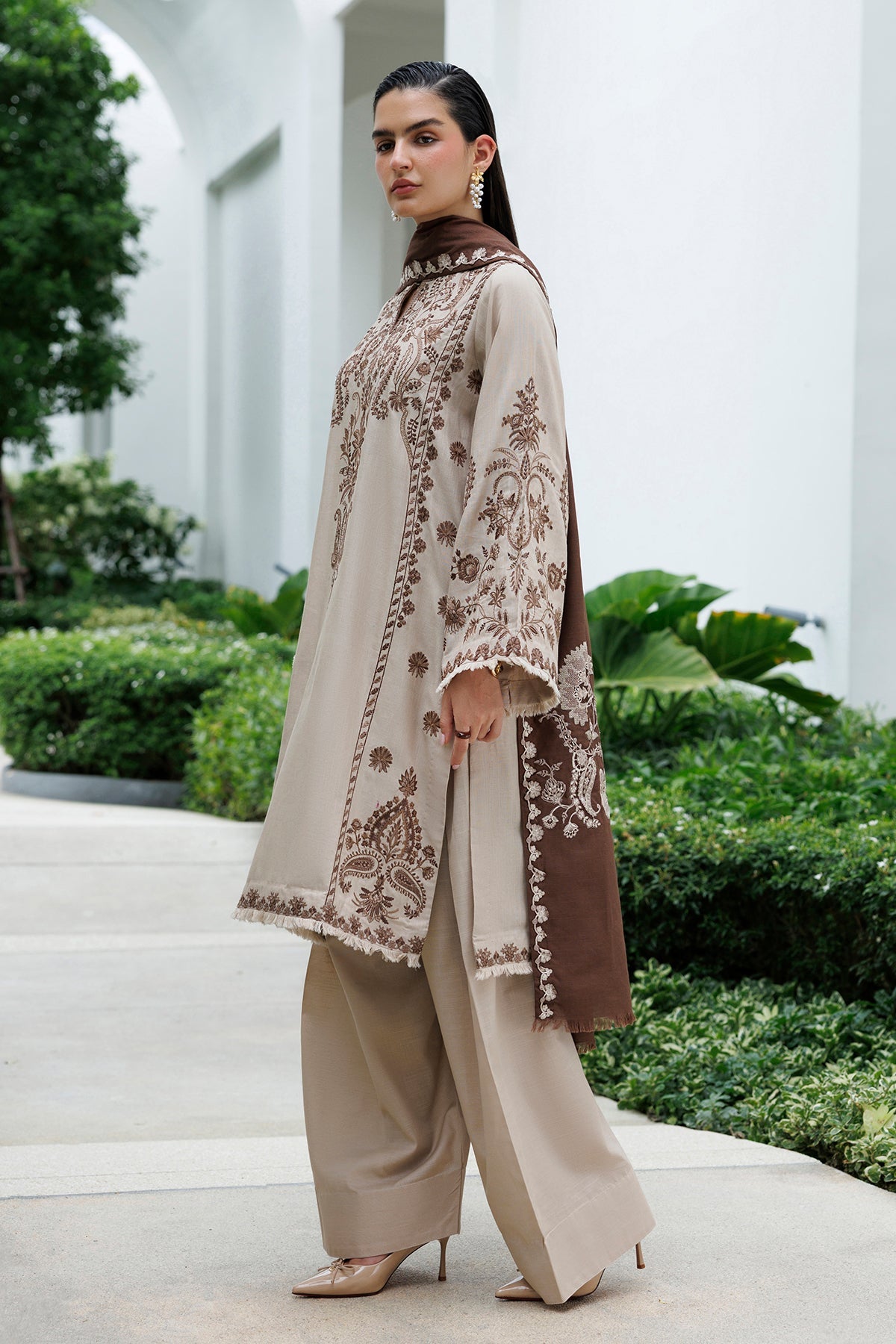 EMBROIDERED KHADDAR SF-4595