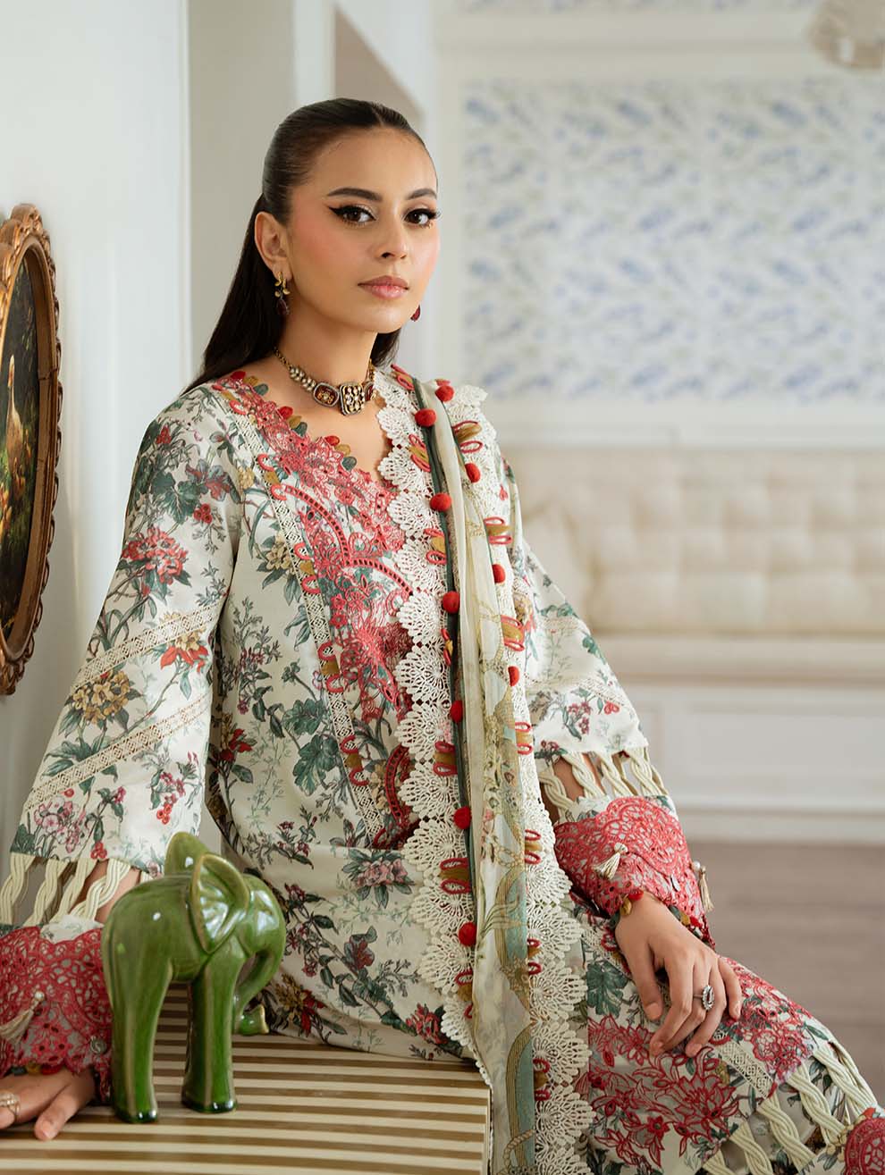 FLORA LAWN 03PC COLLECTION