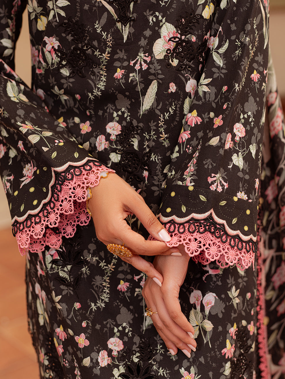 LUMEA EMBROIDERED CAMBRIC 2025