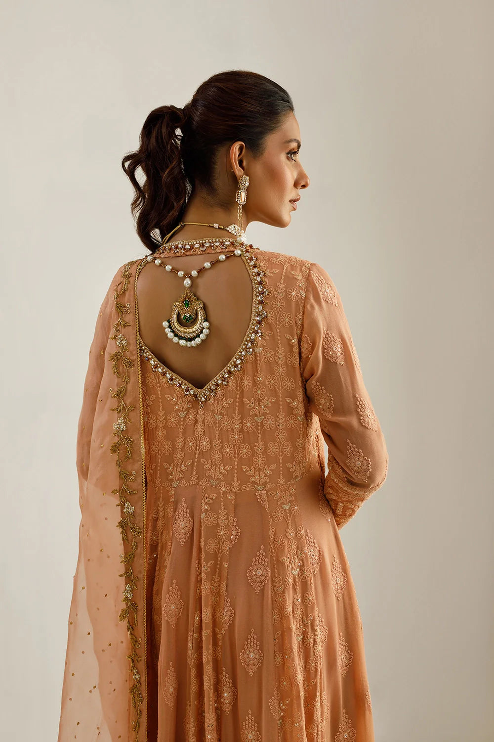 Nadia Khan Official