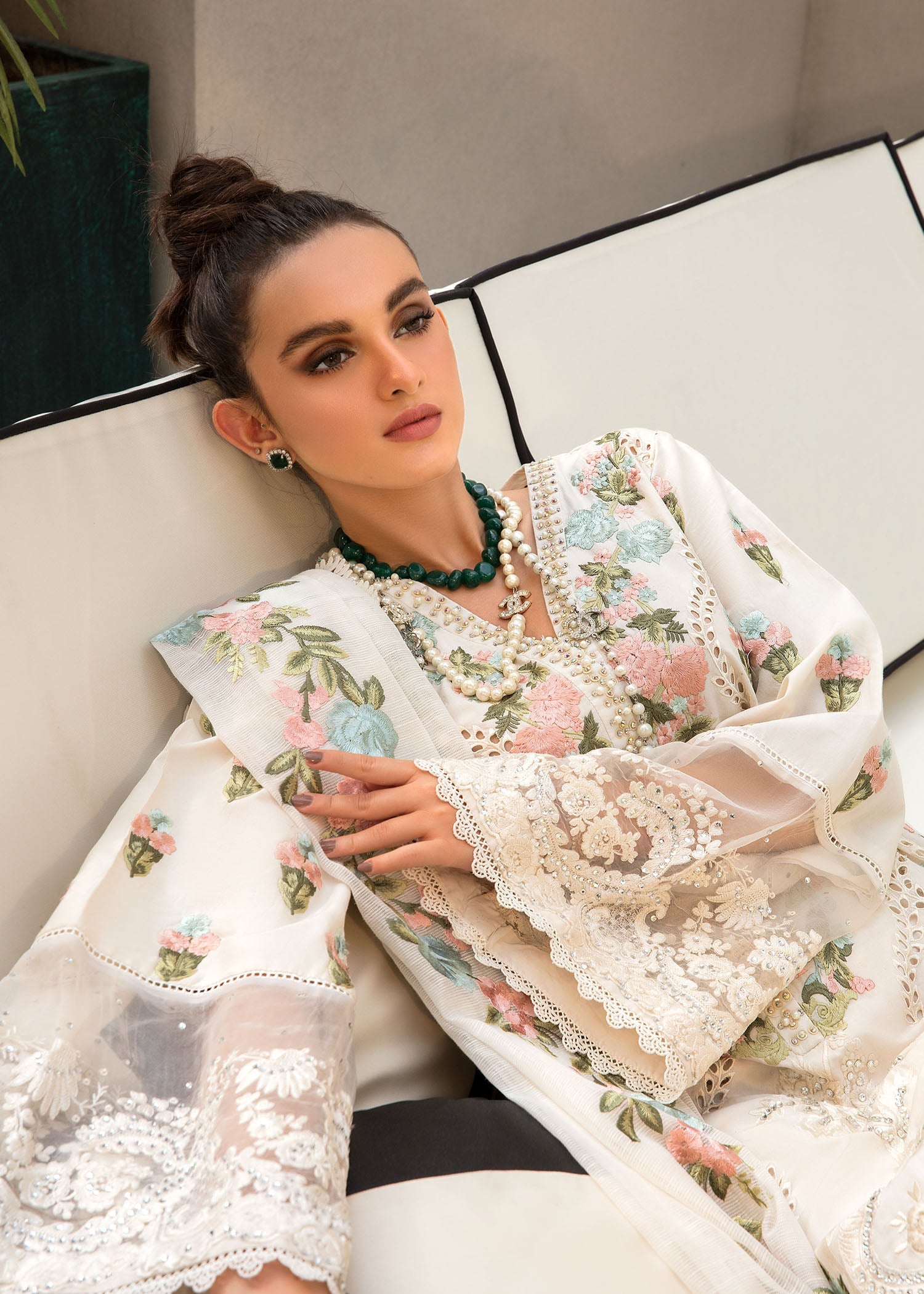 https://cdn.shopify.com/s/files/1/0634/9714/2487/products/20.jpg?v=1657095530