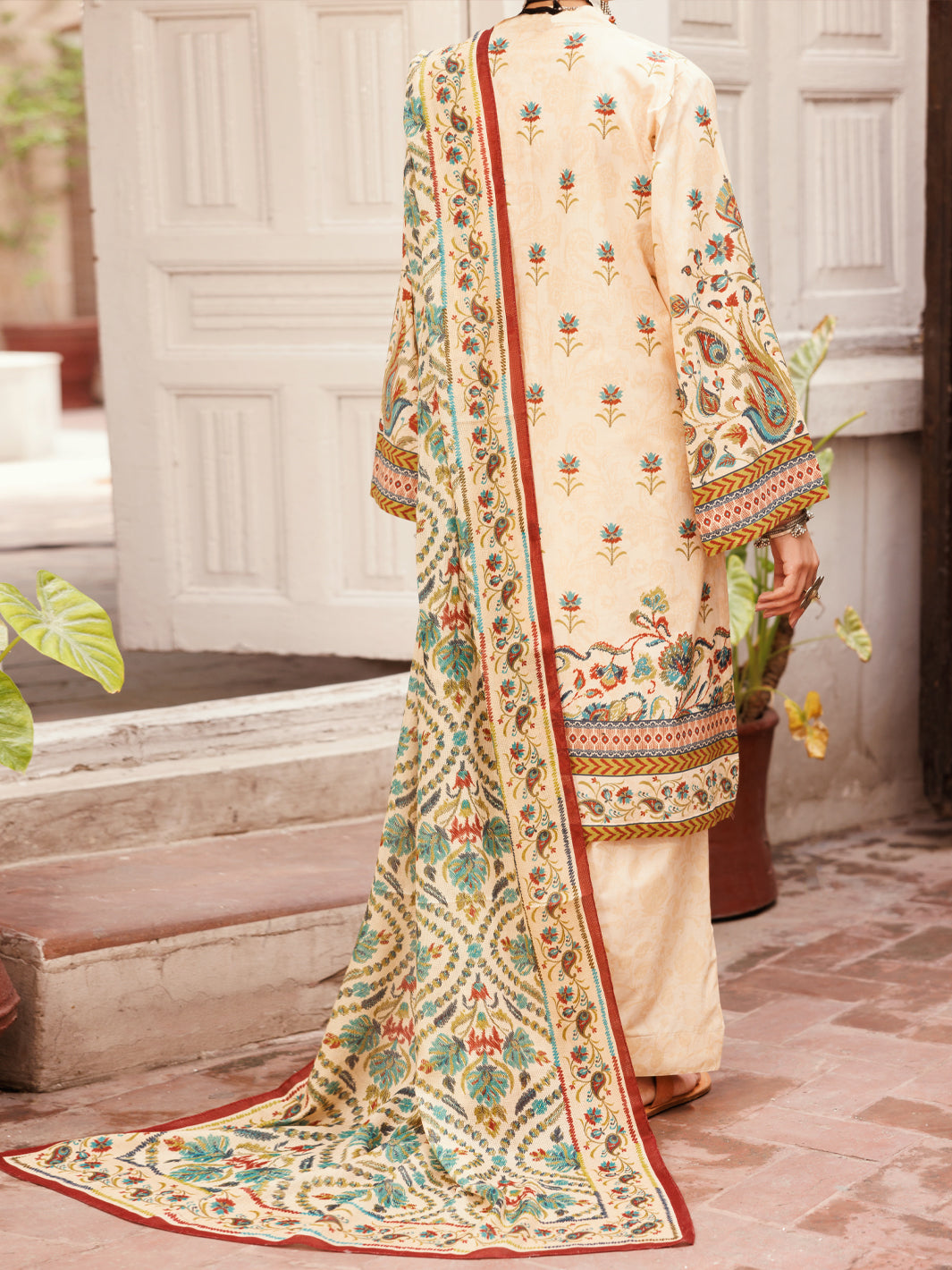 Beige Lawn 3Pc Stitched - ALP-3PS-2135