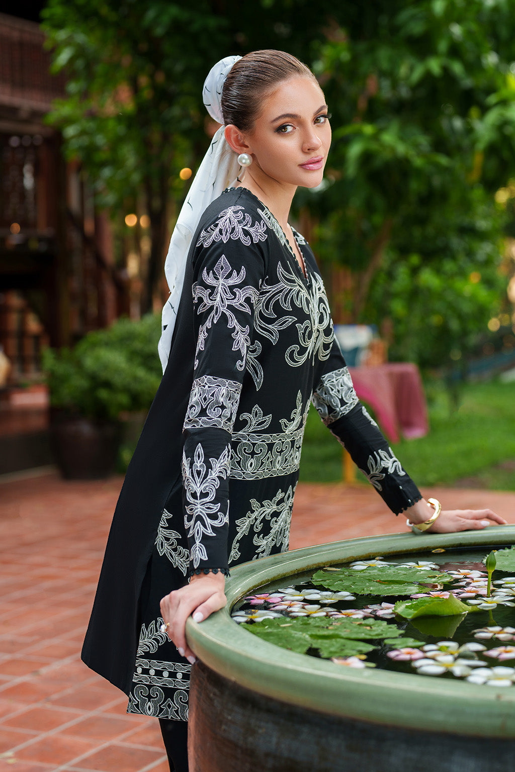 IP-331 Dyed Lawn