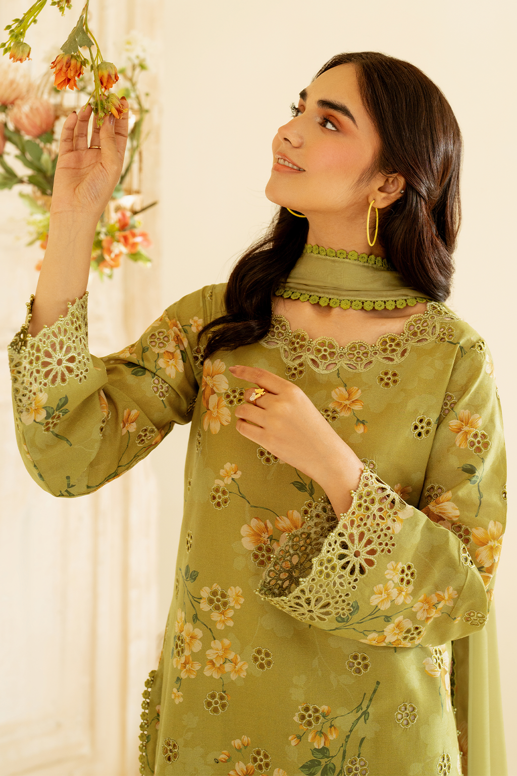 UE-446 Borer Embroidered Printed Lawn