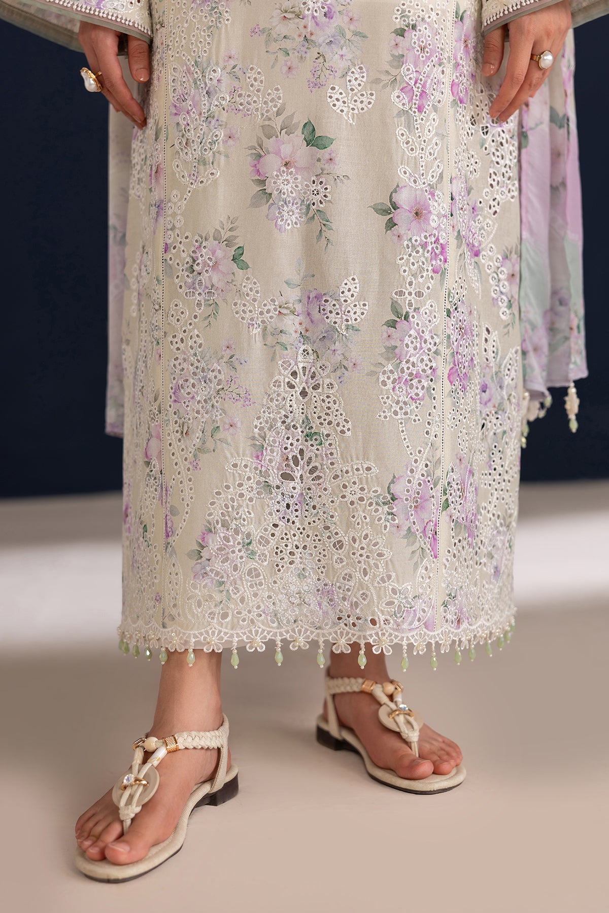 EMBROIDERED LAWN SF-4470