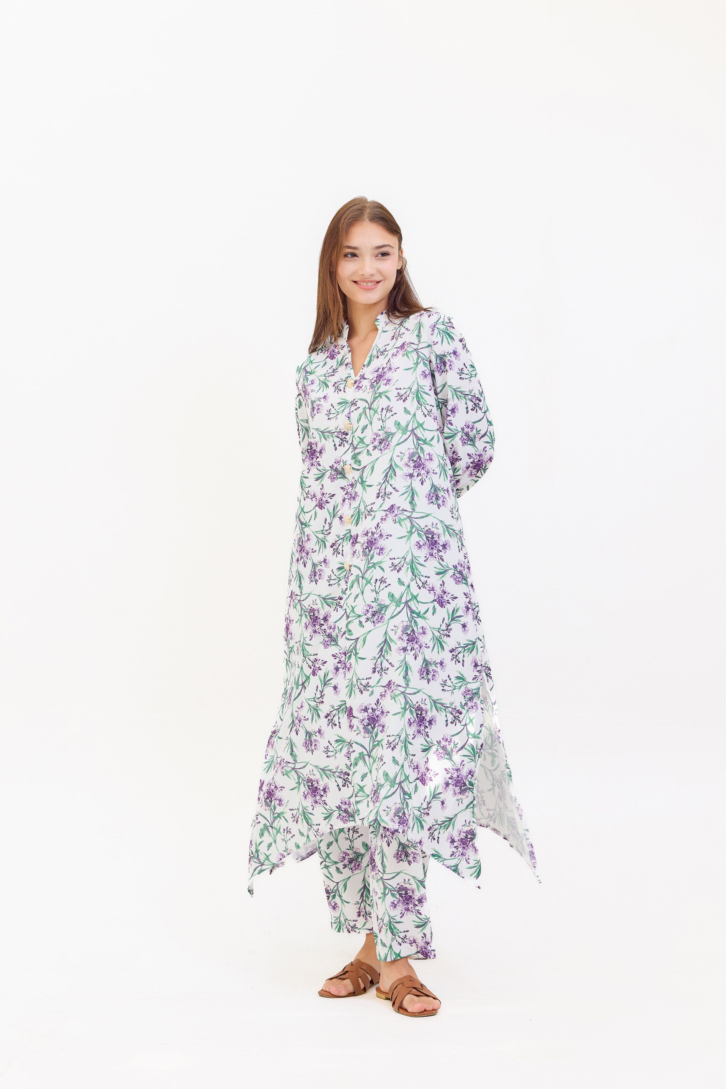 https://cdn.shopify.com/s/files/1/0267/7715/7692/files/230308-shooting-export231.jpg?v=1711004634